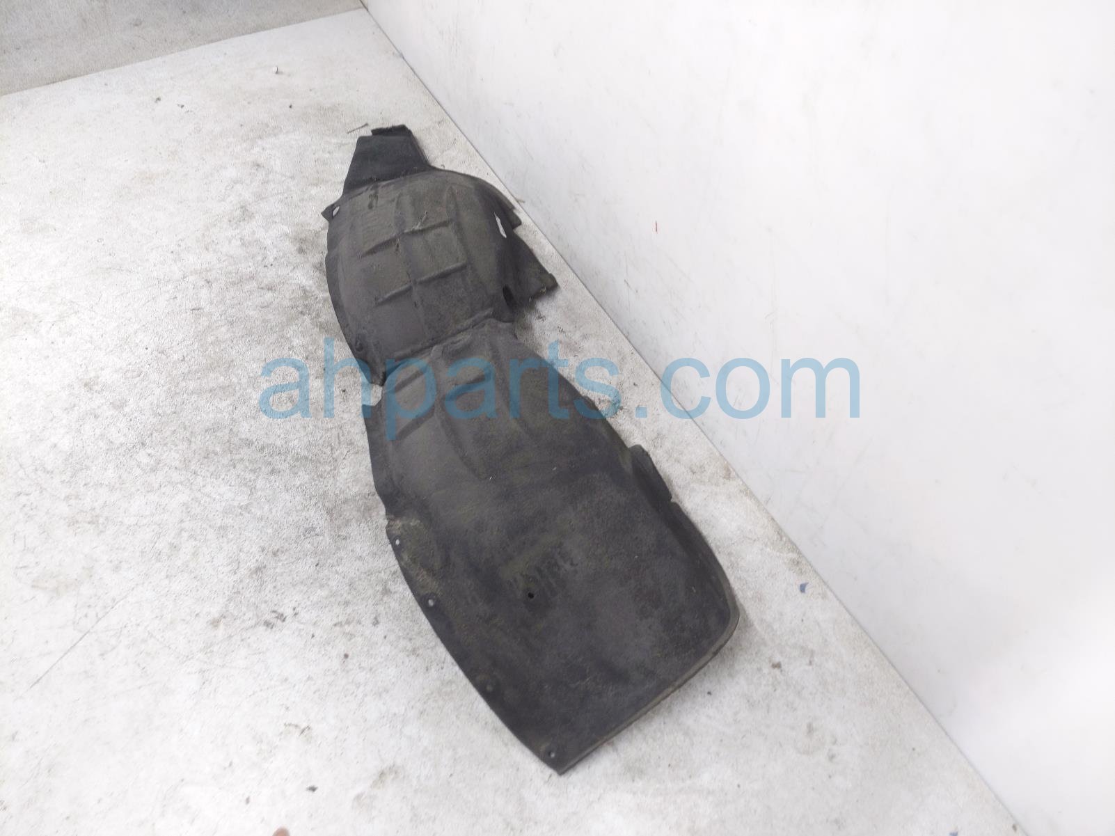 2017 Chevy Malibu Rear Driver Inner Fender Liner 84005051 Replacement 2017 Chevy Malibu Rear Driver Inner Fender Liner 84005051 Replacement thumbnail