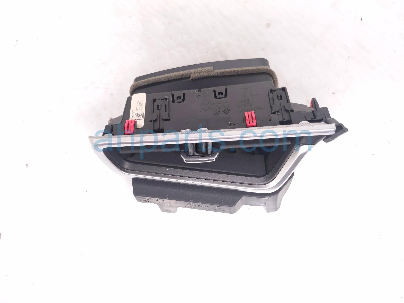 Toyota LH DASH AIR VENT TRIM