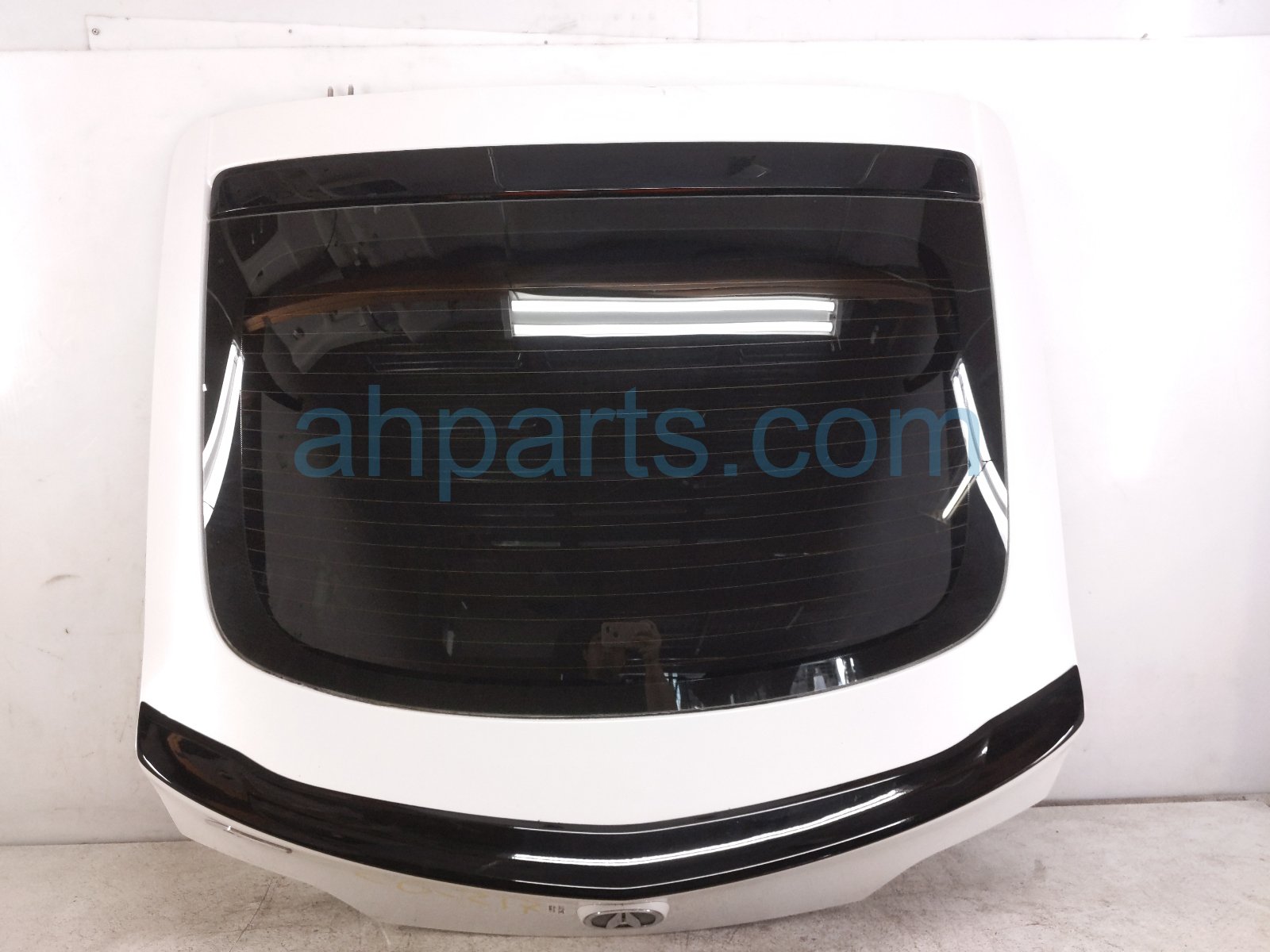 2025 Acura Integra Deck Trunk Lid Lift Gate / Tail Gate White 34274 3S5 A00 Replacement 2025 Acura Integra Deck Trunk Lid Lift Gate / Tail Gate White 34274 3S5 A00 Replacement thumbnail