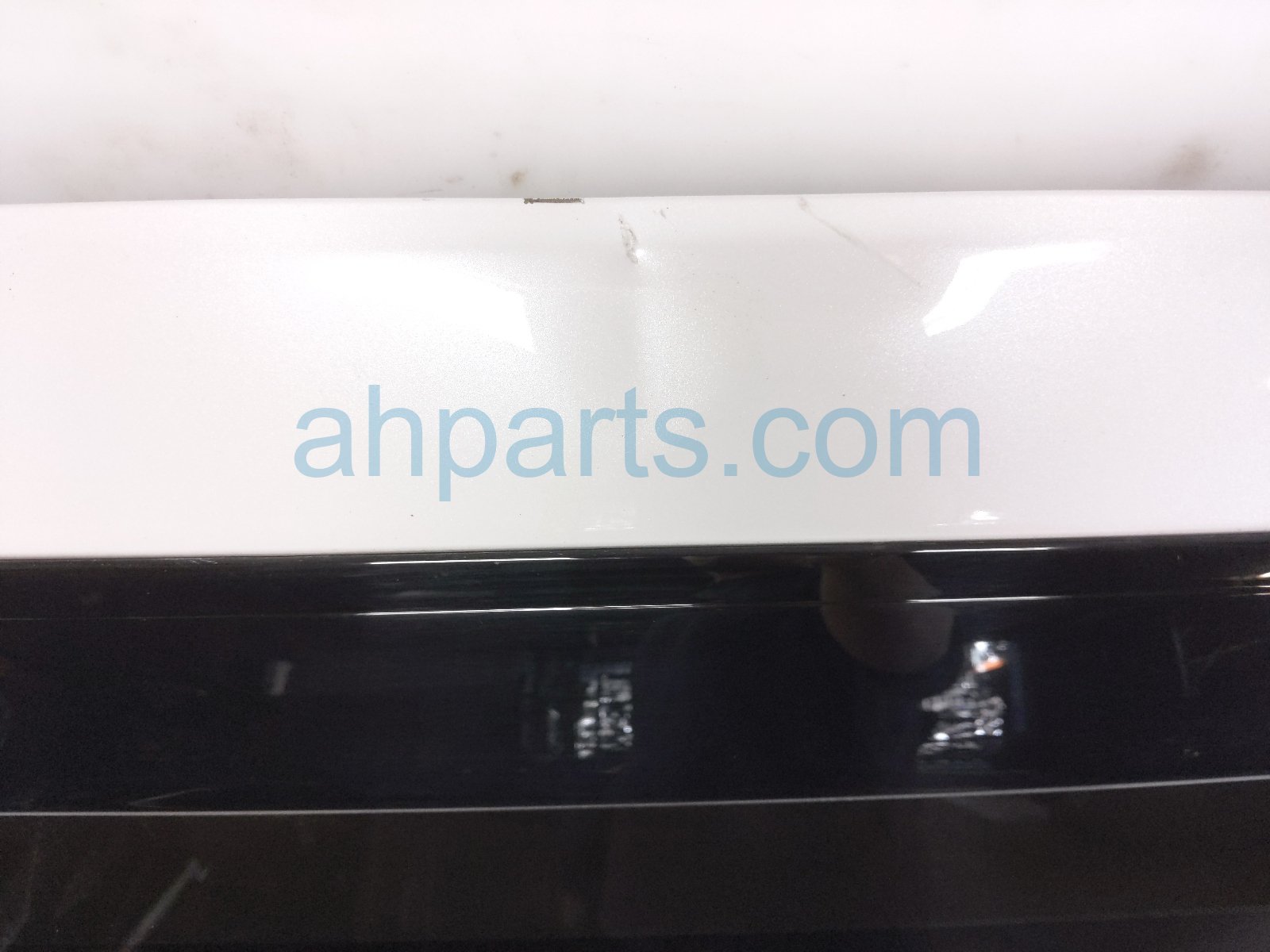 2025 Acura Integra Deck Trunk Lid Lift Gate / Tail Gate White 34274 3S5 A00 Replacement 2025 Acura Integra Deck Trunk Lid Lift Gate / Tail Gate White 34274 3S5 A00 Replacement thumbnail
