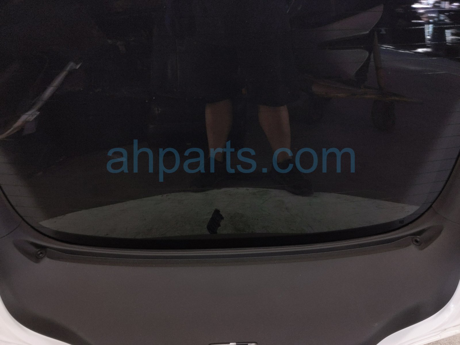 2025 Acura Integra Deck Trunk Lid Lift Gate / Tail Gate White 34274 3S5 A00 Replacement 2025 Acura Integra Deck Trunk Lid Lift Gate / Tail Gate White 34274 3S5 A00 Replacement thumbnail