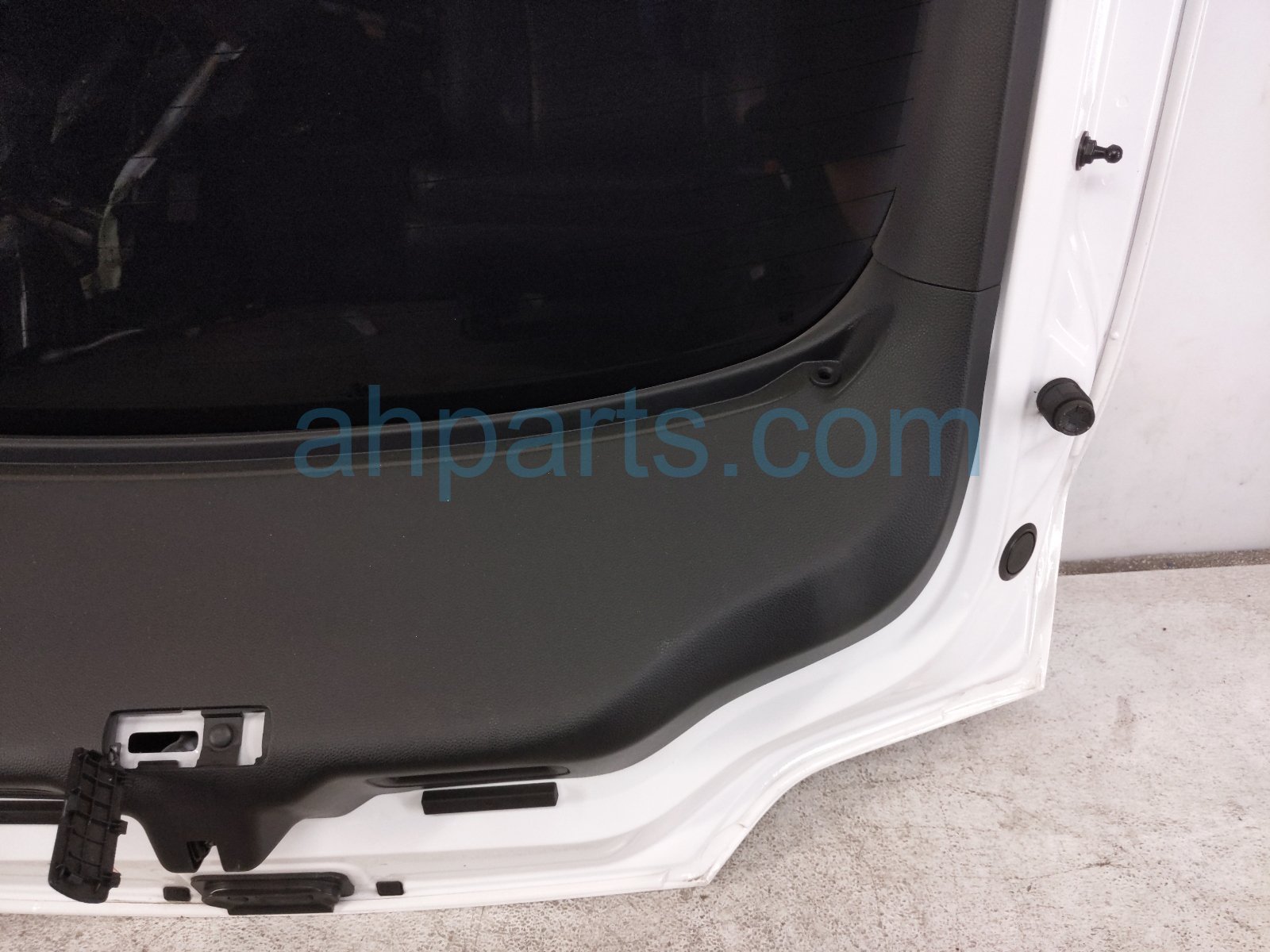 2025 Acura Integra Deck Trunk Lid Lift Gate / Tail Gate White 34274 3S5 A00 Replacement 2025 Acura Integra Deck Trunk Lid Lift Gate / Tail Gate White 34274 3S5 A00 Replacement thumbnail