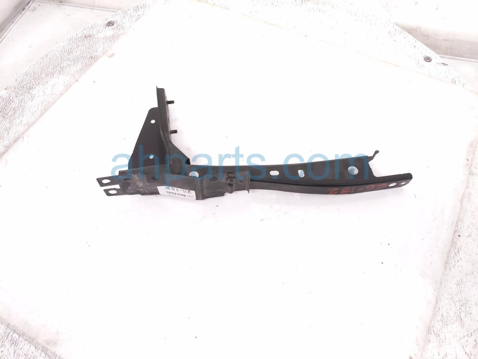 Toyota HOOD BRACKET BRACE