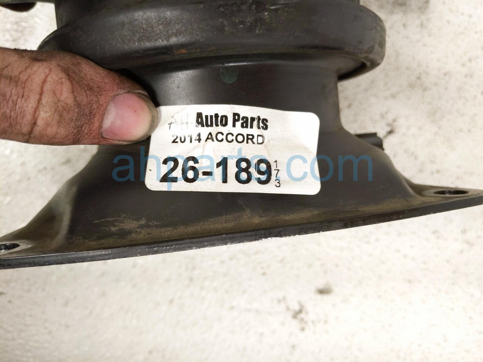 2014 Honda Accord Engine/motor Front Engine Mount 3.5l A/t 50830 TE1 A52 Replacement 2014 Honda Accord Engine/motor Front Engine Mount 3.5l A/t 50830 TE1 A52 Replacement thumbnail