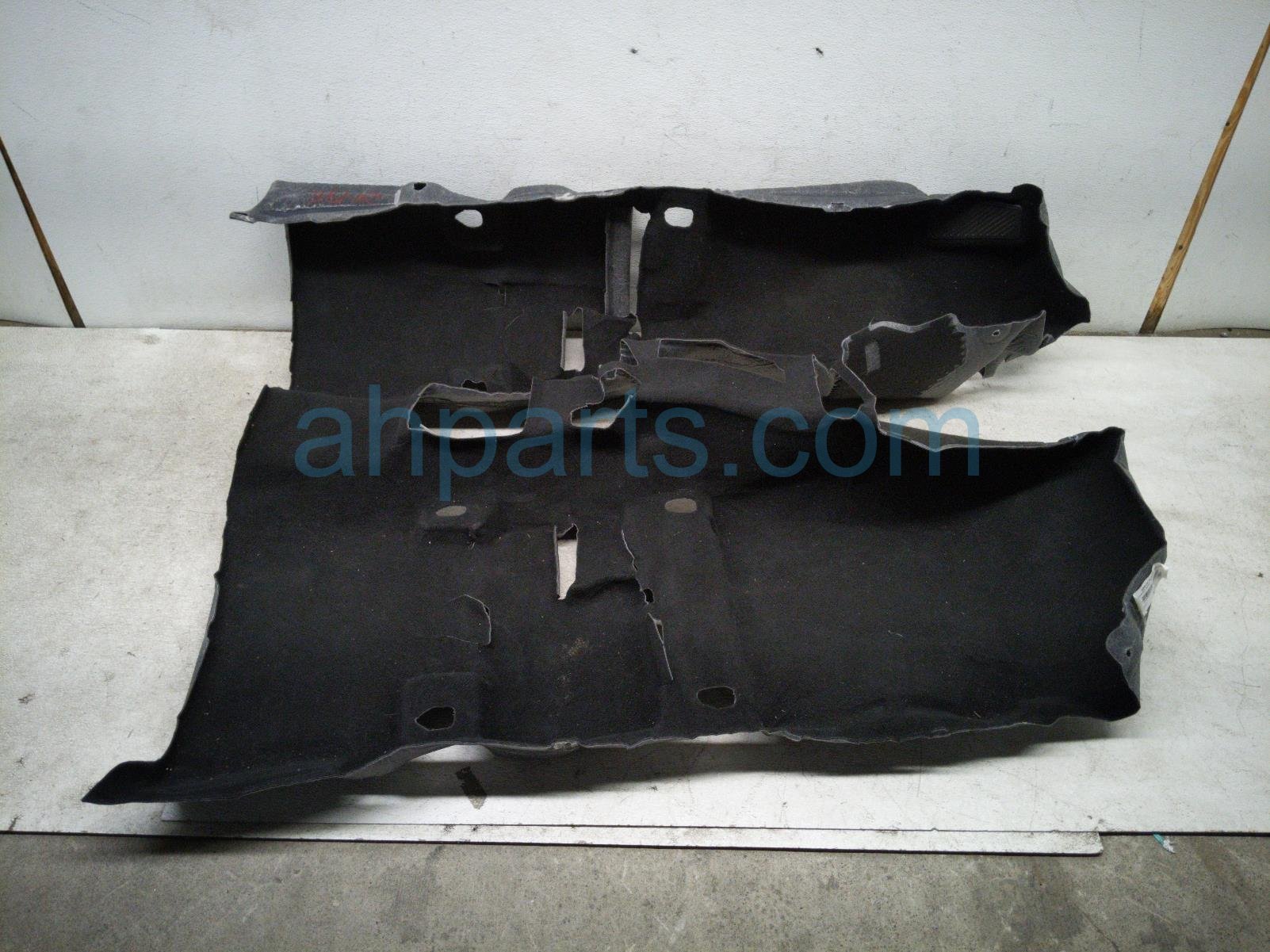 Toyota FRONT FLOOR CARPET - BLACK