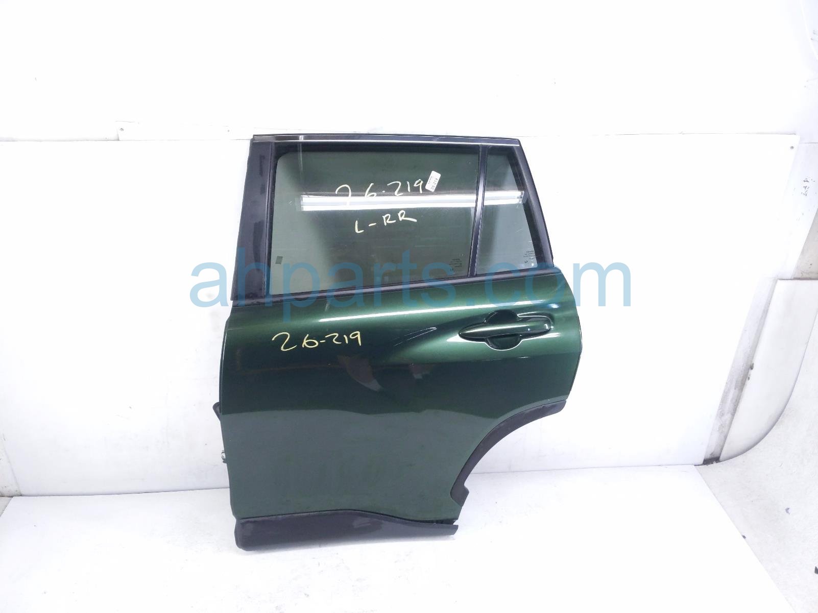 Toyota RR/LH DOOR - GREEN - NO INSIDE TRIM