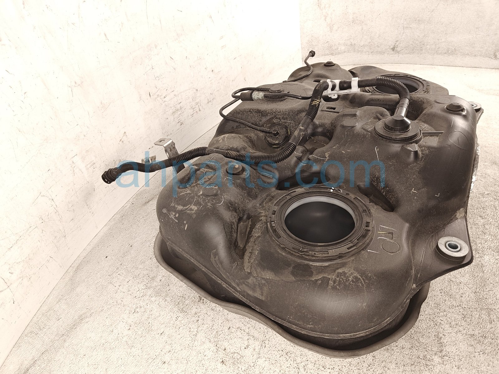 2023 Toyota Corollacs Gas / Fuel Tank 77100 0A141 Replacement 2023 Toyota Corollacs Gas / Fuel Tank 77100 0A141 Replacement thumbnail