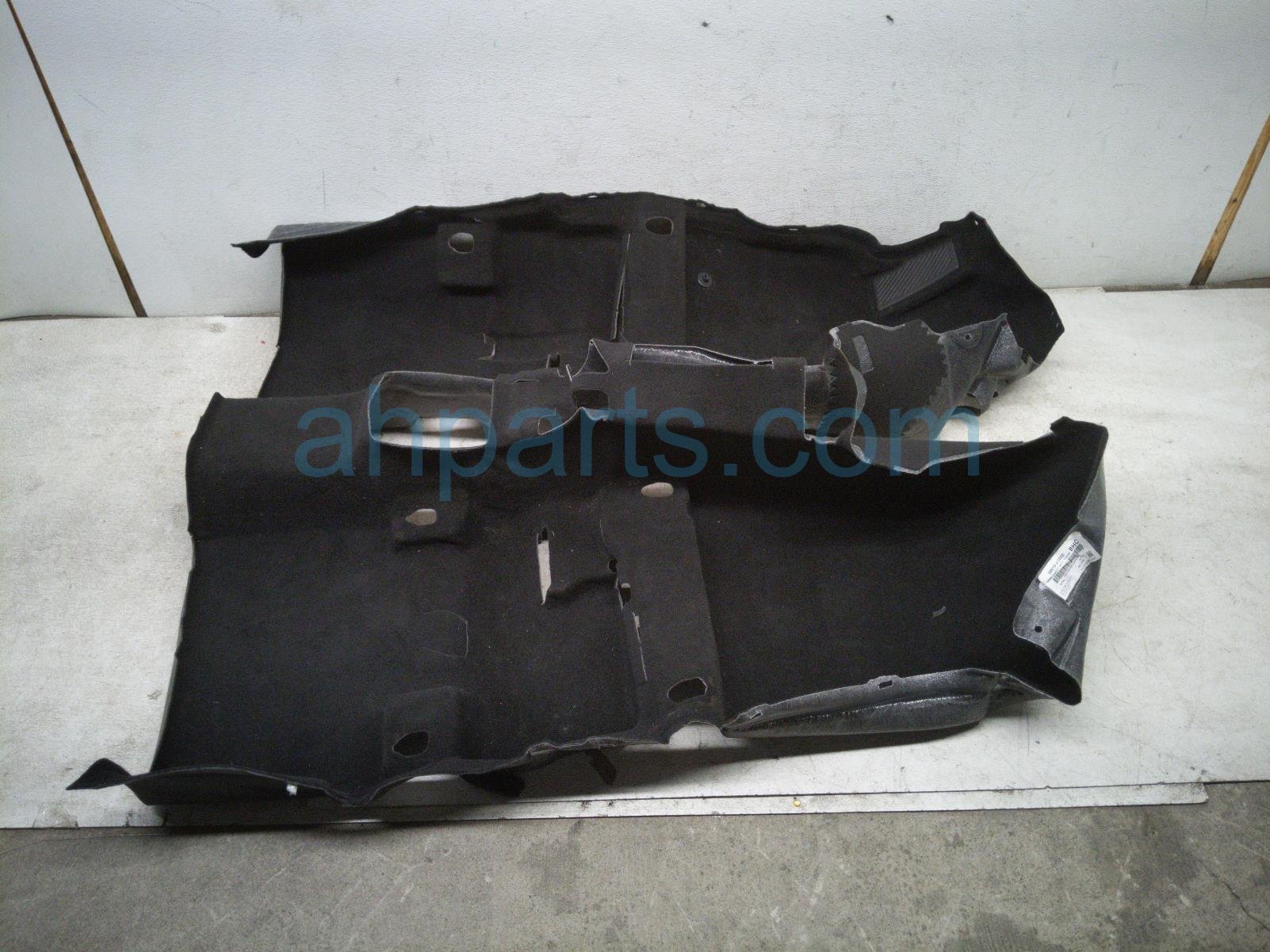 Toyota FRONT FLOOR CARPET - BLACK