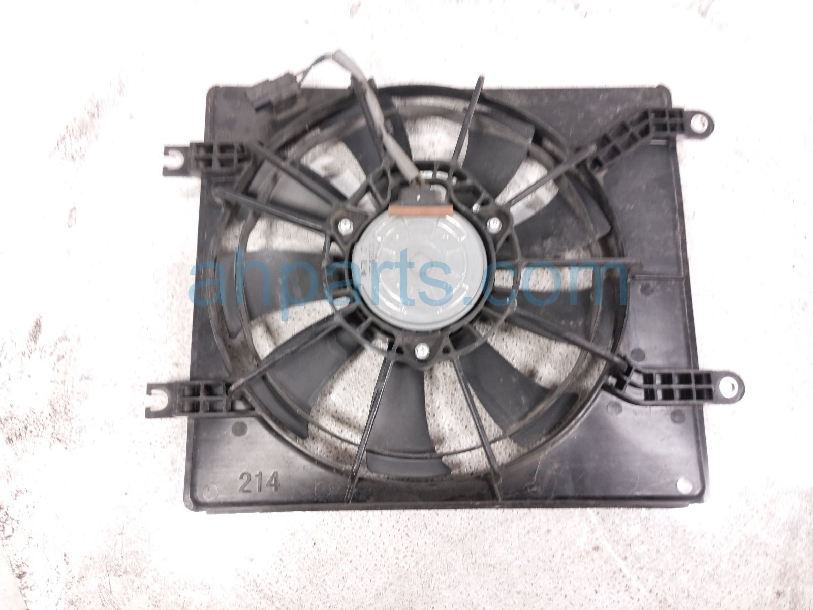 Honda AC CONDENSER FAN ASSEMBLY