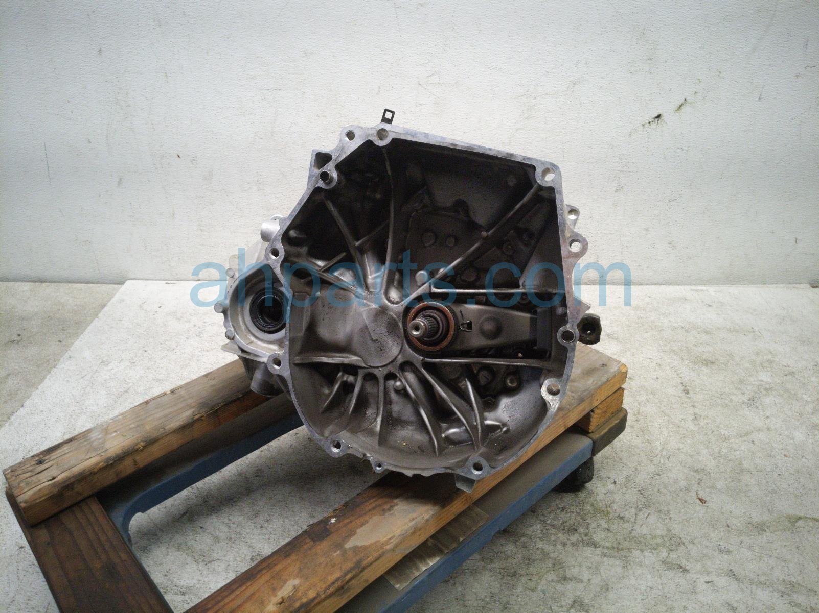 Honda MANUAL TRANSMISSION = 15K MI