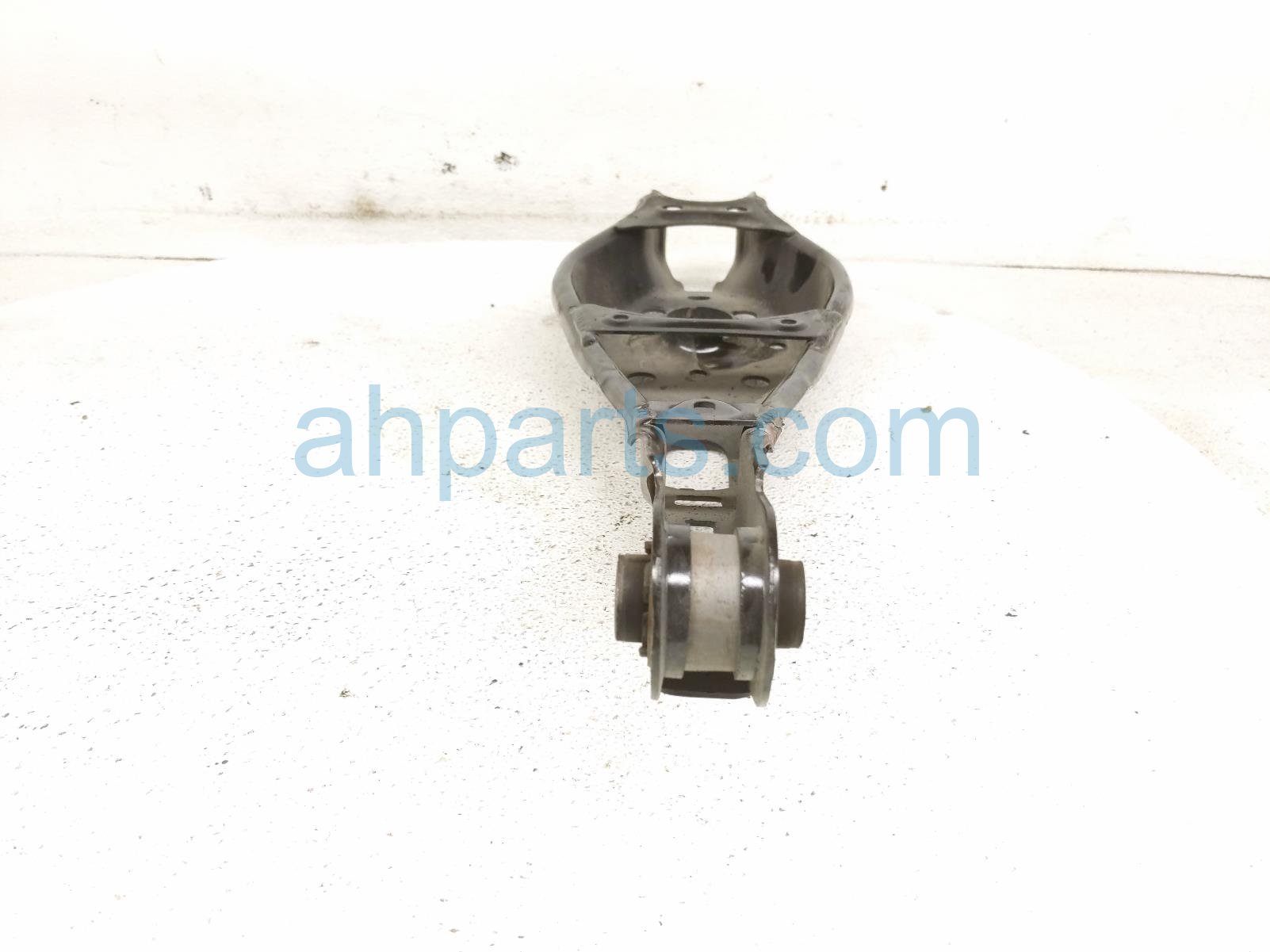 2025 Honda Civic Rear Driver Spring Seat Lower Control Arm 52355 T22 A01 Replacement 2025 Honda Civic Rear Driver Spring Seat Lower Control Arm 52355 T22 A01 Replacement thumbnail