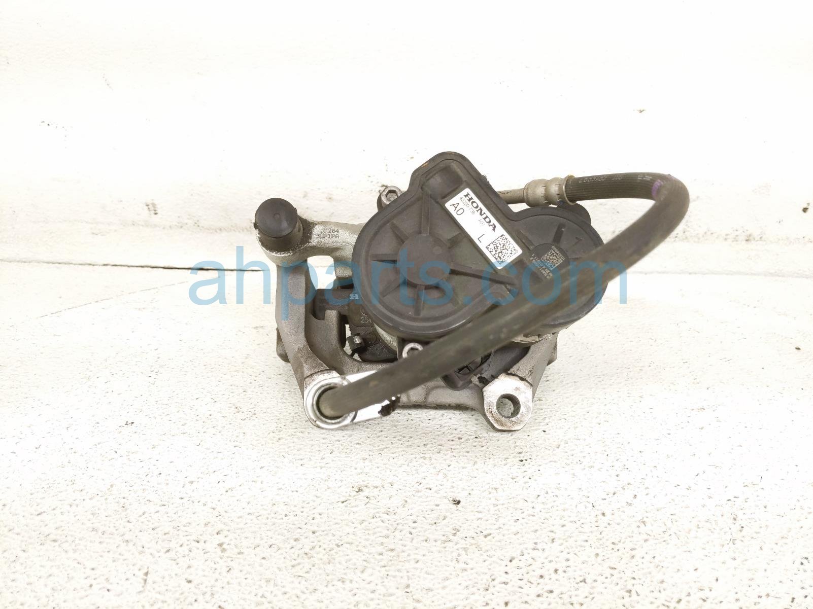2025 Honda Civic Core Core Rear Driver Brake Caliper 43019 T20 A02 Replacement 2025 Honda Civic Core Core Rear Driver Brake Caliper 43019 T20 A02 Replacement thumbnail