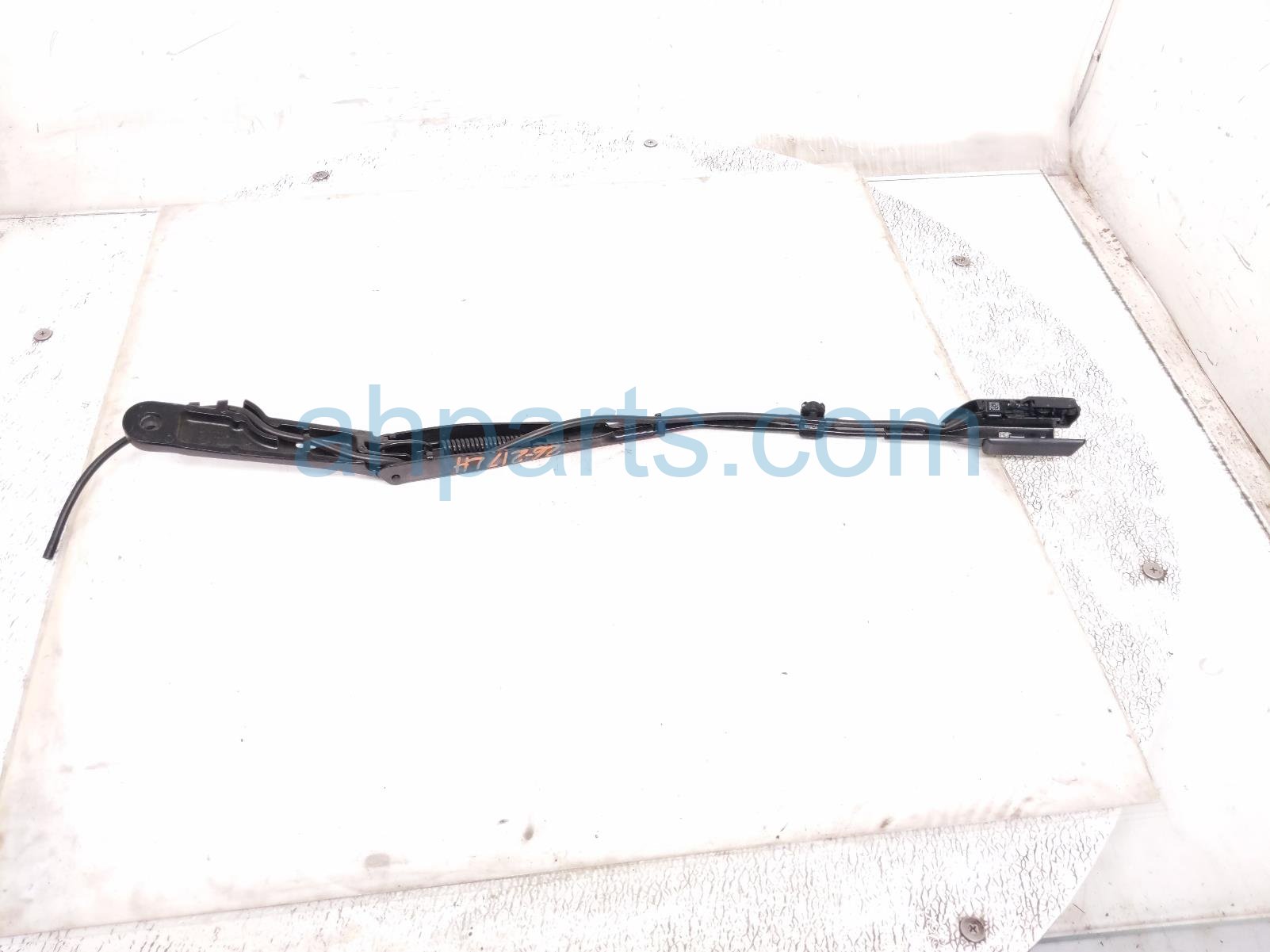 Acura LH WINDSHIELD WIPER ARM