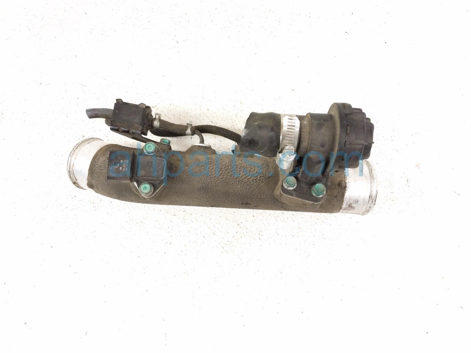 Hyundai INTERCOOLER CHARGE PIPE W/SENS-2.0T