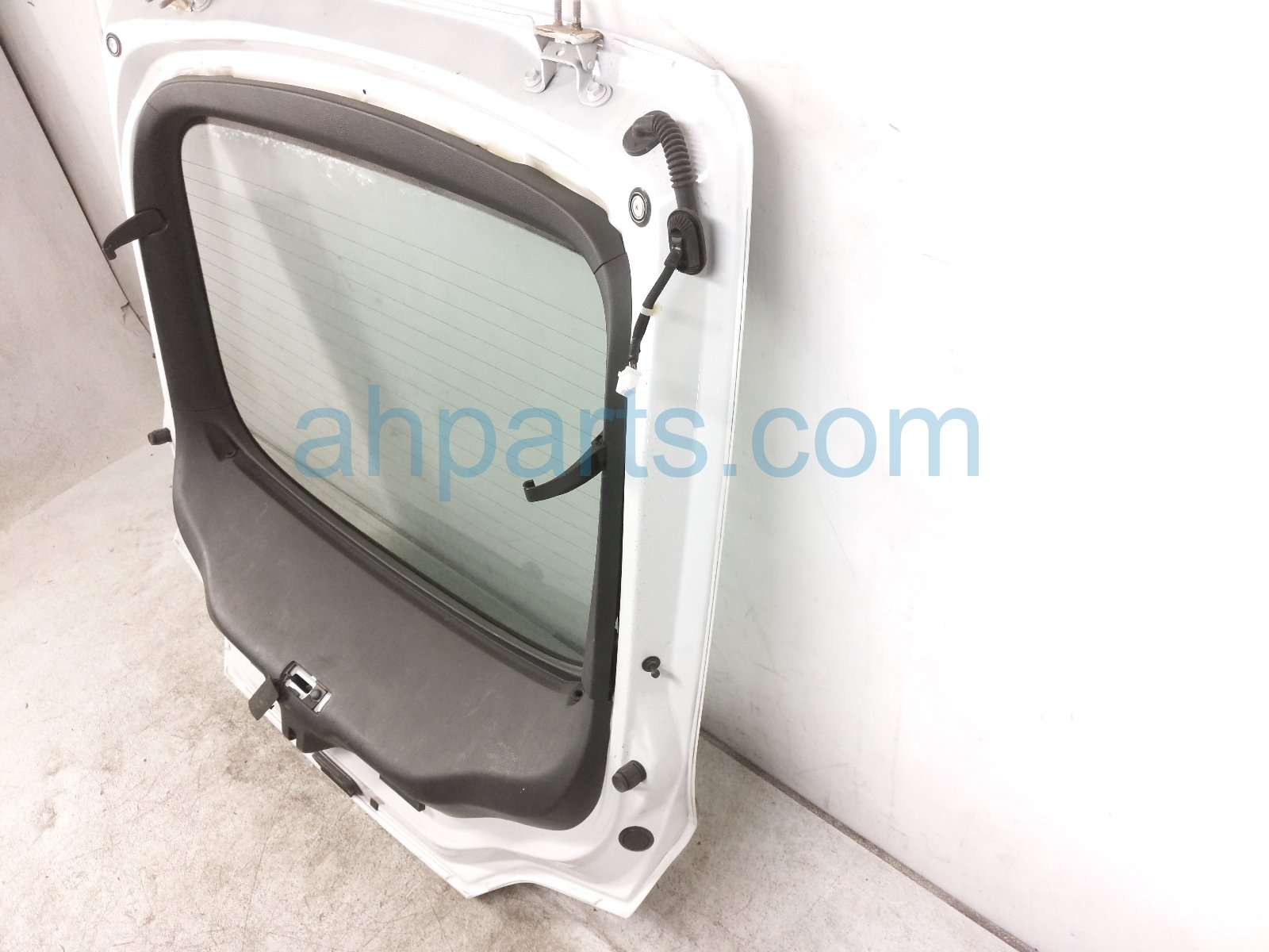 2024 Acura Integra Deck Trunk Lid Lift Gate / Tail Gate White 68100 3S5 A00ZZ Replacement 2024 Acura Integra Deck Trunk Lid Lift Gate / Tail Gate White 68100 3S5 A00ZZ Replacement thumbnail