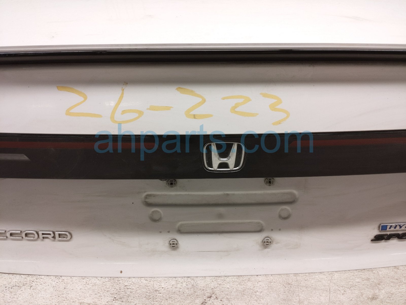 2024 Honda Accord Trunk / Decklid White 68500 30A A10ZZ Replacement 2024 Honda Accord Trunk / Decklid White 68500 30A A10ZZ Replacement thumbnail