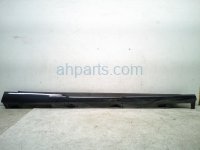 Honda RH SIDE SKIRT / MOLDING - WHITE Honda RH SIDE SKIRT / MOLDING - WHITE