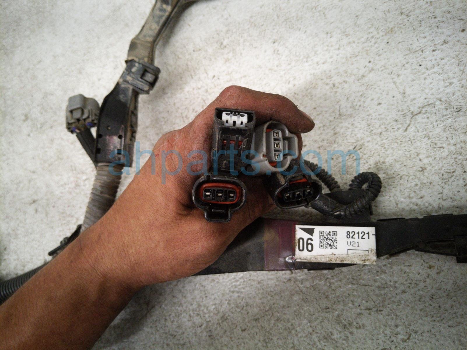 2024 Toyota Rav 4 Engine Wire Harness 2.5l At Fwd 82121 0R522 Replacement 2024 Toyota Rav 4 Engine Wire Harness 2.5l At Fwd 82121 0R522 Replacement thumbnail