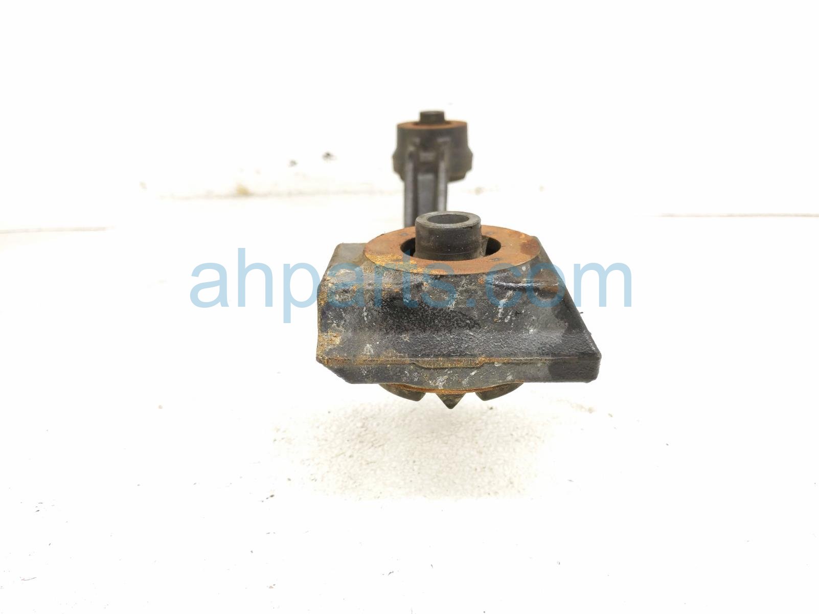 2022 Lexus Ux250h Rear Differential Forward Bracket 52380 47010 Replacement 2022 Lexus Ux250h Rear Differential Forward Bracket 52380 47010 Replacement thumbnail