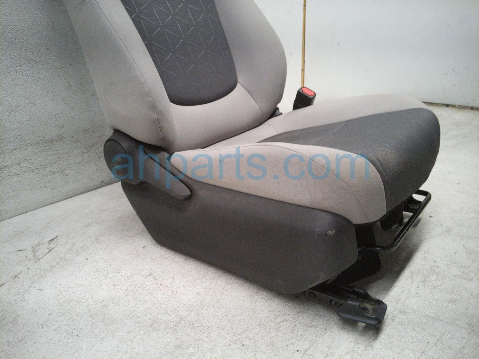 2024 Toyota Rav 4 Front Passenger Seat Grey Blown Airbag 71073 0R370 B4 Replacement 2024 Toyota Rav 4 Front Passenger Seat Grey Blown Airbag 71073 0R370 B4 Replacement thumbnail