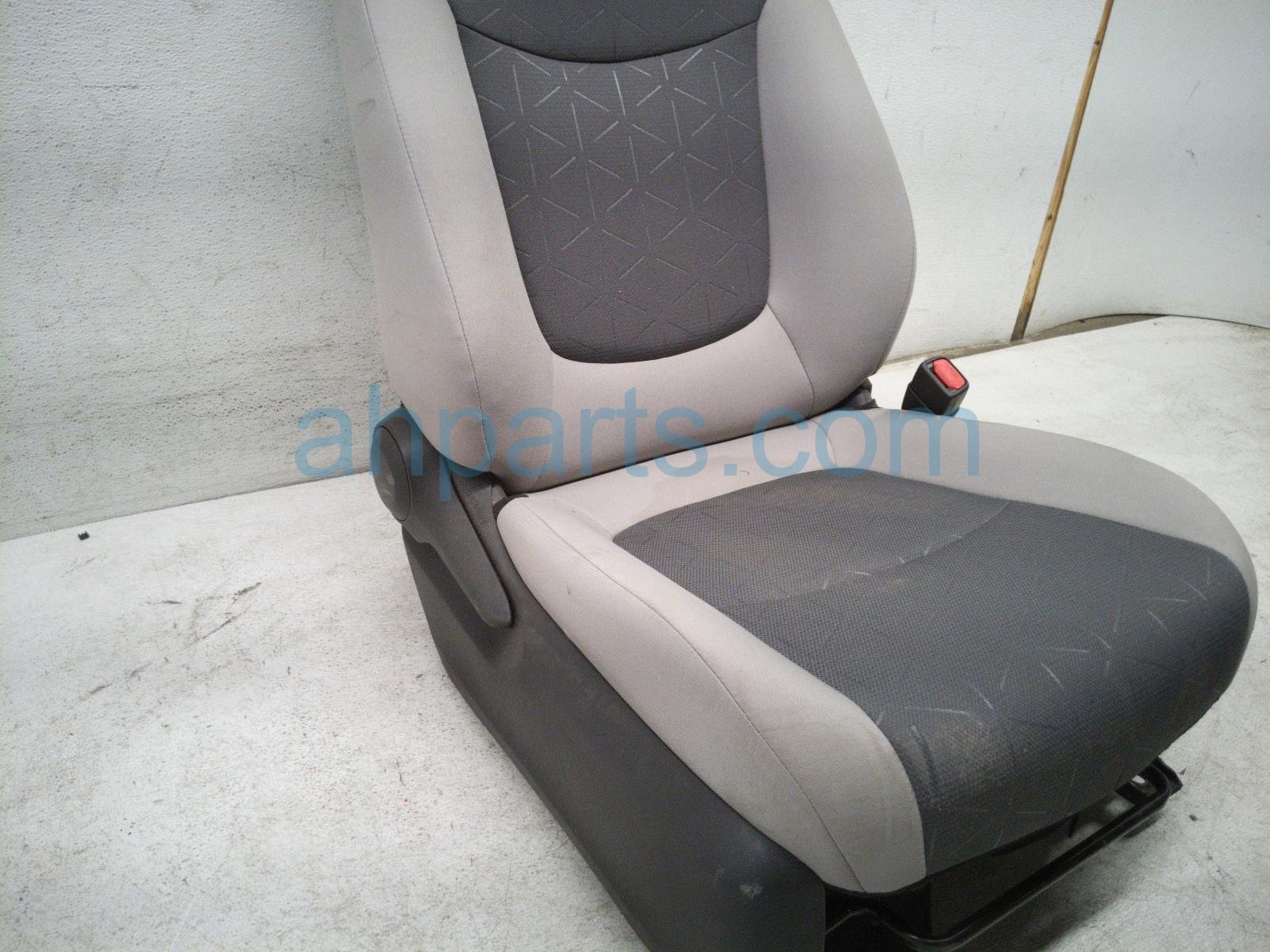2024 Toyota Rav 4 Front Passenger Seat Grey Blown Airbag 71073 0R370 B4 Replacement 2024 Toyota Rav 4 Front Passenger Seat Grey Blown Airbag 71073 0R370 B4 Replacement thumbnail