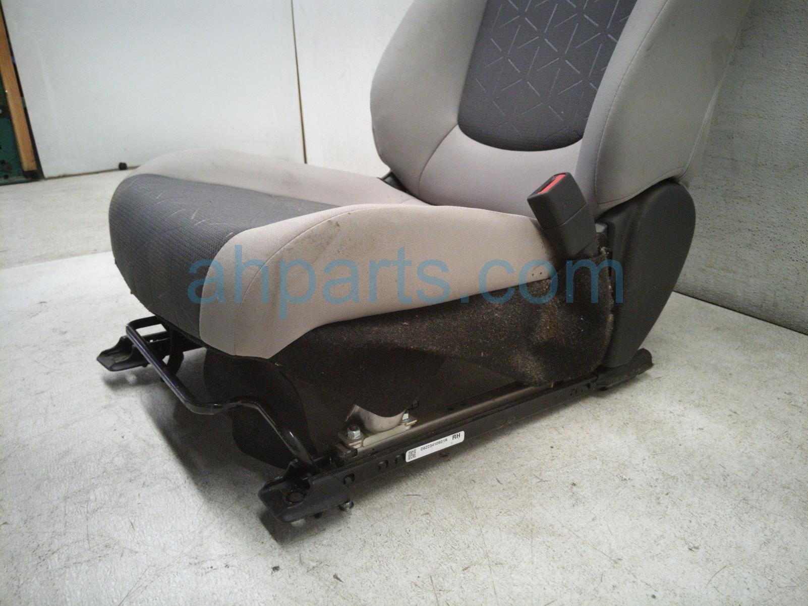 2024 Toyota Rav 4 Front Passenger Seat Grey Blown Airbag 71073 0R370 B4 Replacement 2024 Toyota Rav 4 Front Passenger Seat Grey Blown Airbag 71073 0R370 B4 Replacement thumbnail