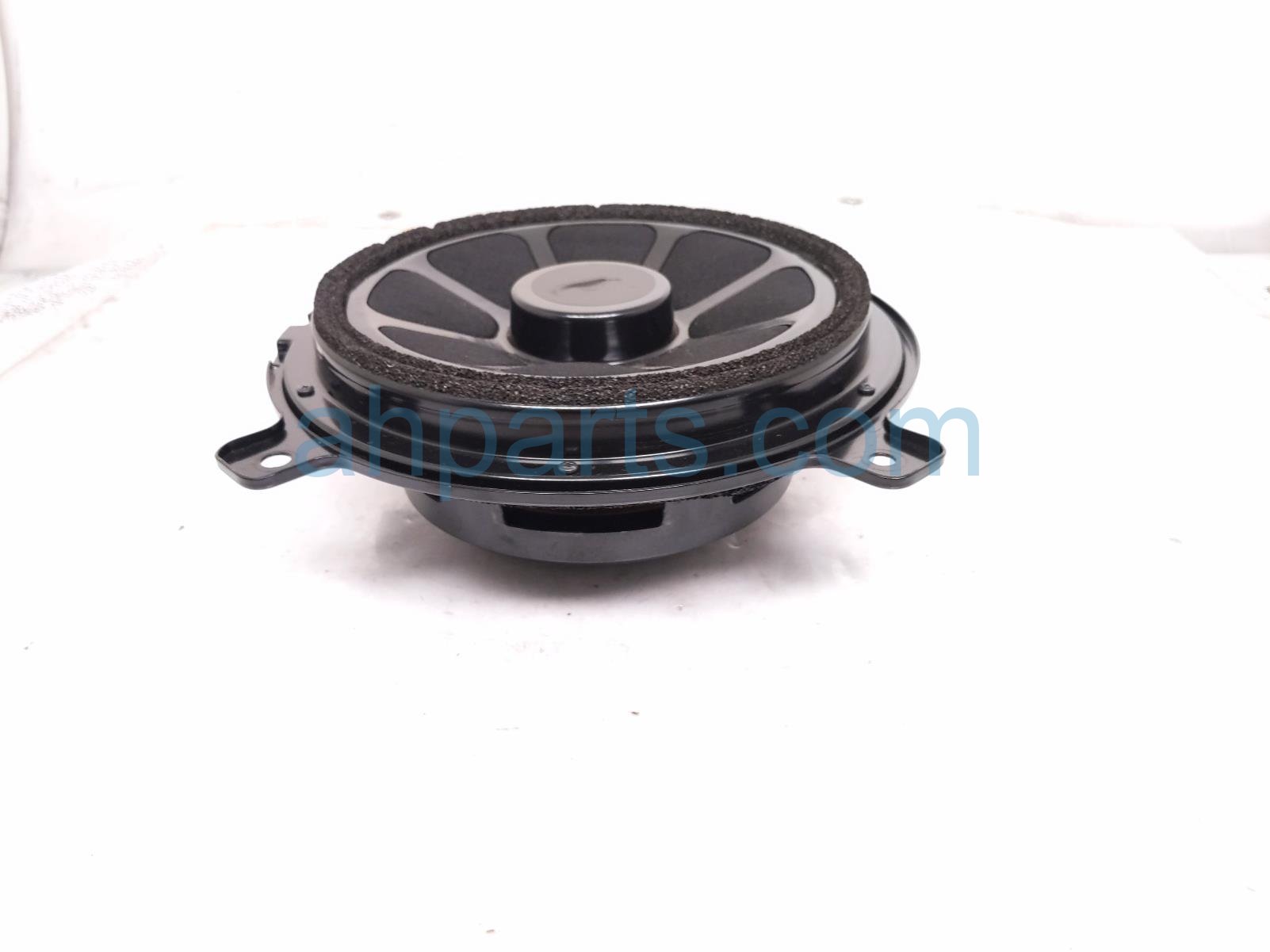 2025 Honda Civic Speaker / Sub Woofer Unit Sedan 8A440 T20 A01 Replacement 2025 Honda Civic Speaker / Sub Woofer Unit Sedan 8A440 T20 A01 Replacement thumbnail