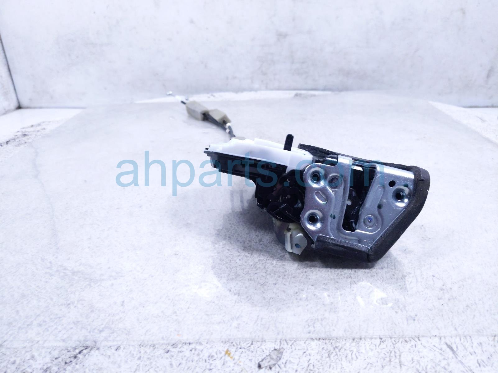 2025 Honda Civic Rear Passenger Door Lock Actuator 72610 T20 A01 Replacement 2025 Honda Civic Rear Passenger Door Lock Actuator 72610 T20 A01 Replacement thumbnail