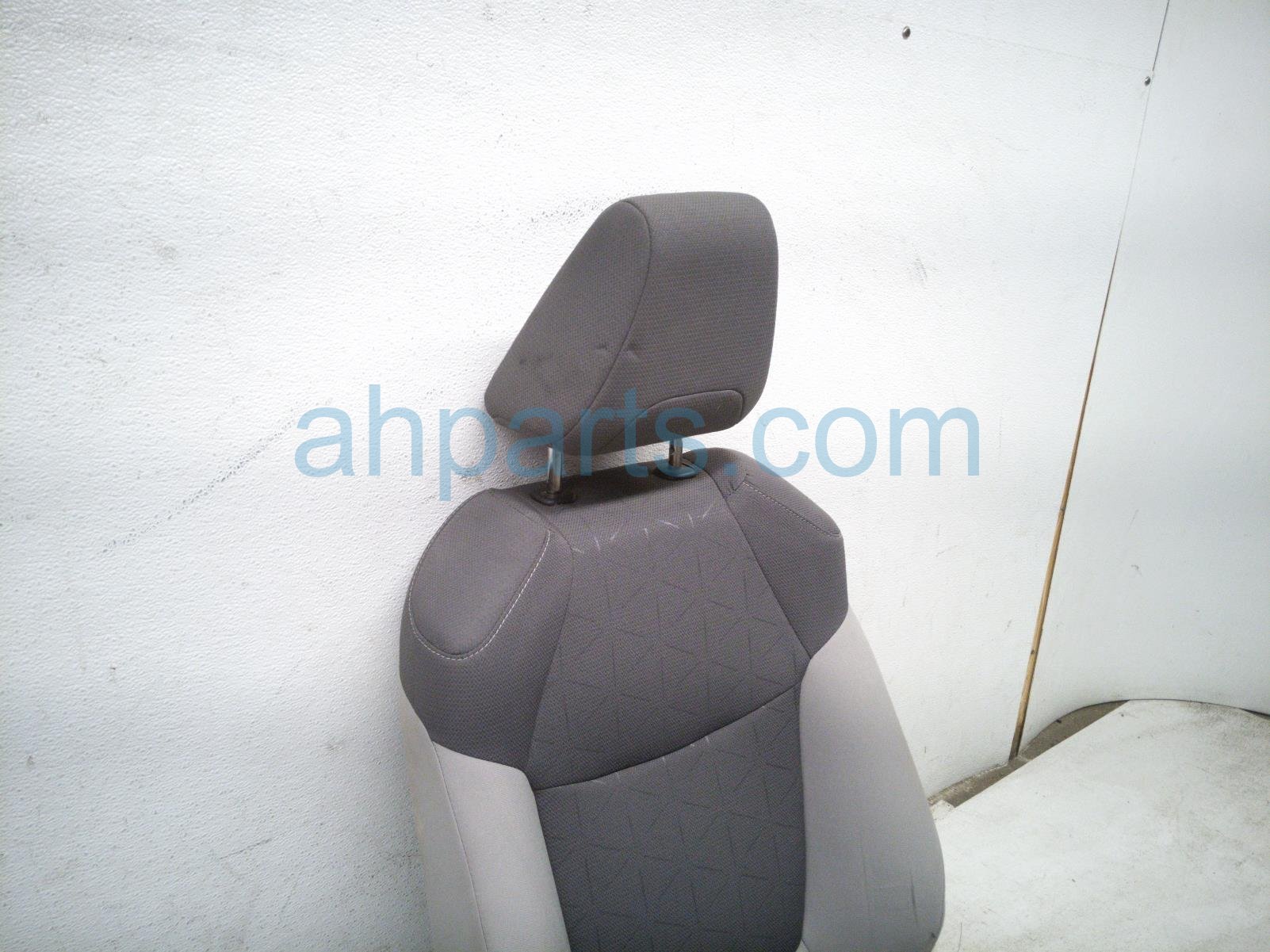 2024 Toyota Rav 4 Front Driver Seat Grey Blown Airbag 71074 0R530 B1 Replacement 2024 Toyota Rav 4 Front Driver Seat Grey Blown Airbag 71074 0R530 B1 Replacement thumbnail