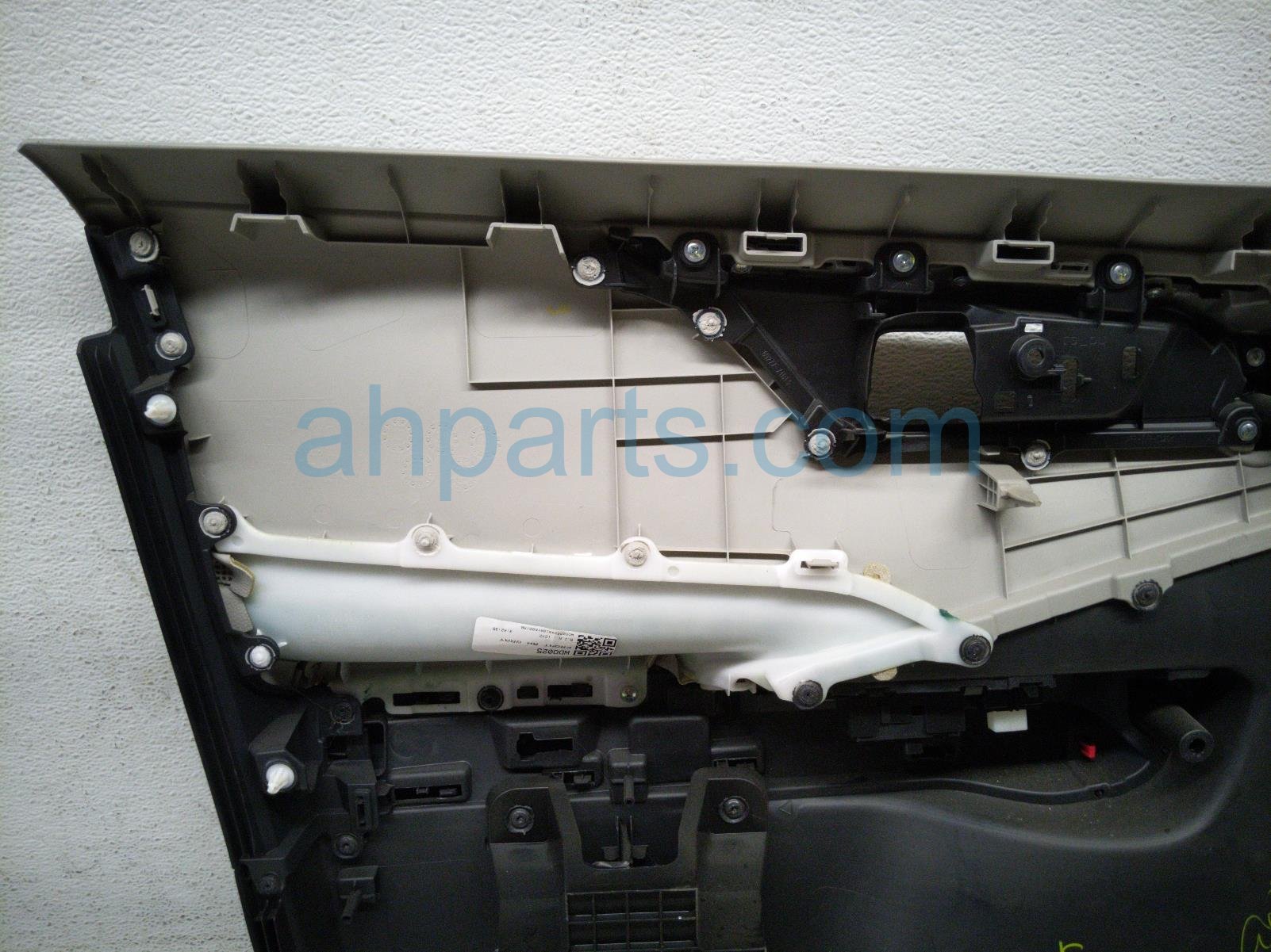 2024 Toyota Rav 4 Trim / Liner Front Passenger Interior Door Panel Grey 67610 0R180 C4 Replacement 2024 Toyota Rav 4 Trim / Liner Front Passenger Interior Door Panel Grey 67610 0R180 C4 Replacement thumbnail