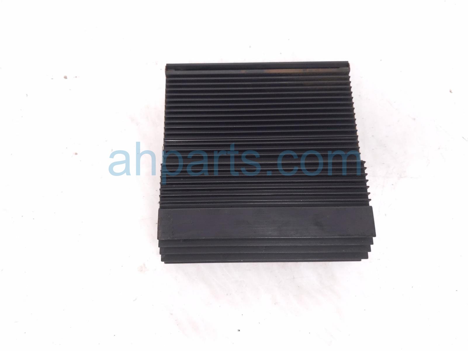 2024 Acura Integra Audio Amplifier Front Right 8A400 3S5 A21 Replacement 2024 Acura Integra Audio Amplifier Front Right 8A400 3S5 A21 Replacement thumbnail