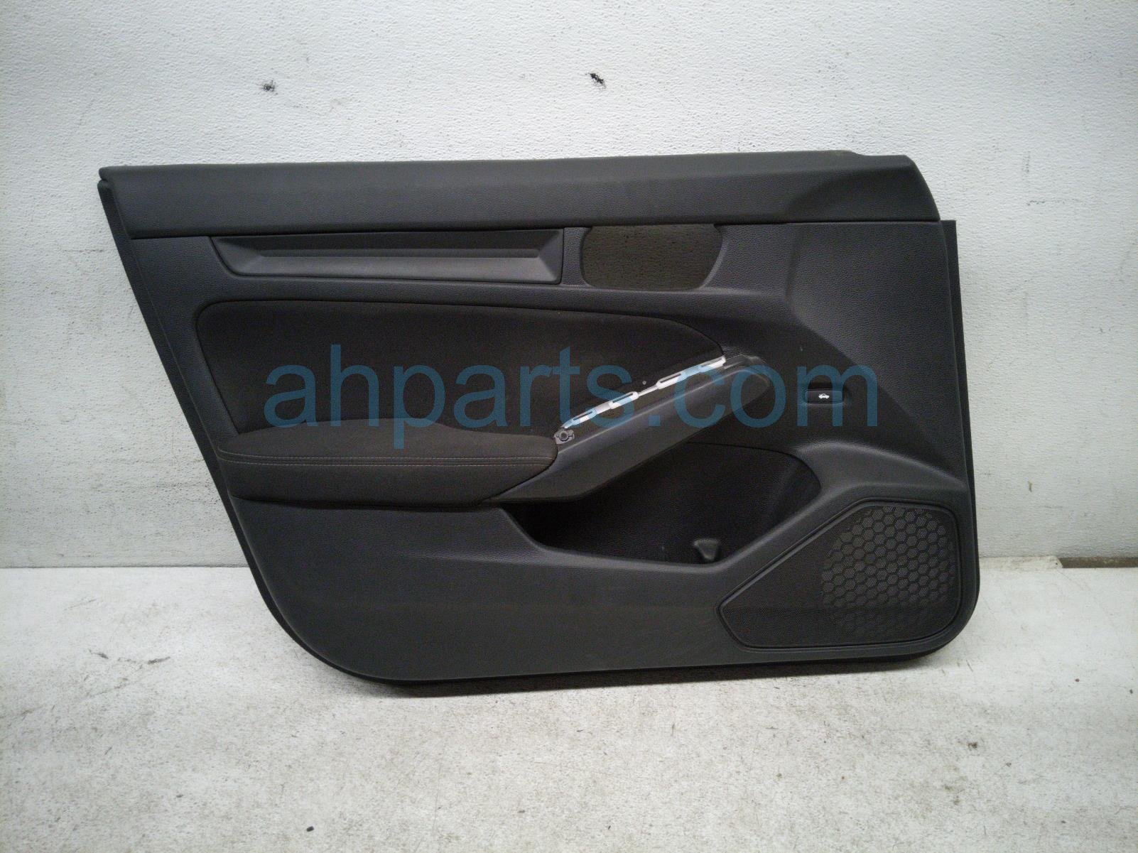 Honda FR/LH INTERIOR DOOR PANEL - BLACK