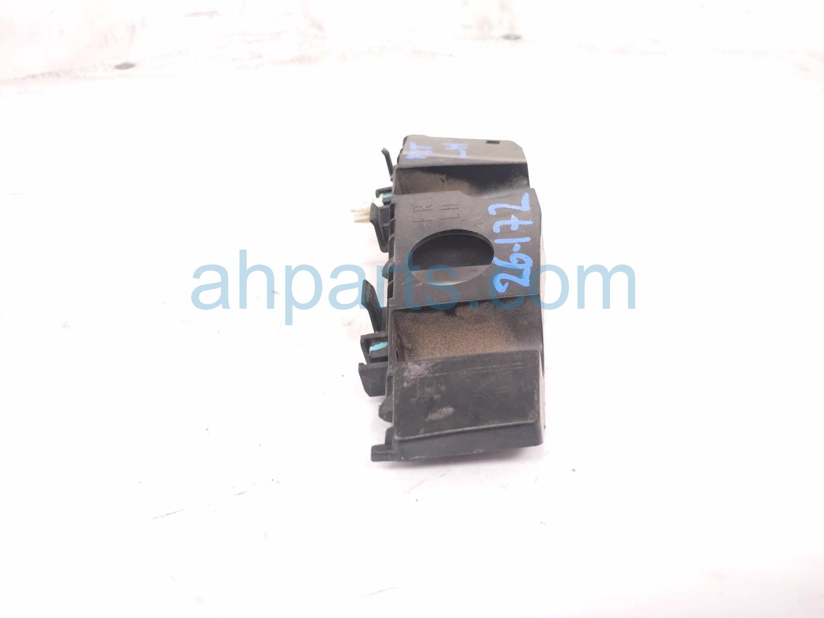 2024 Hyundai Sonata Front Driver Bumper Bracket 86551 L1500 Replacement 2024 Hyundai Sonata Front Driver Bumper Bracket 86551 L1500 Replacement thumbnail