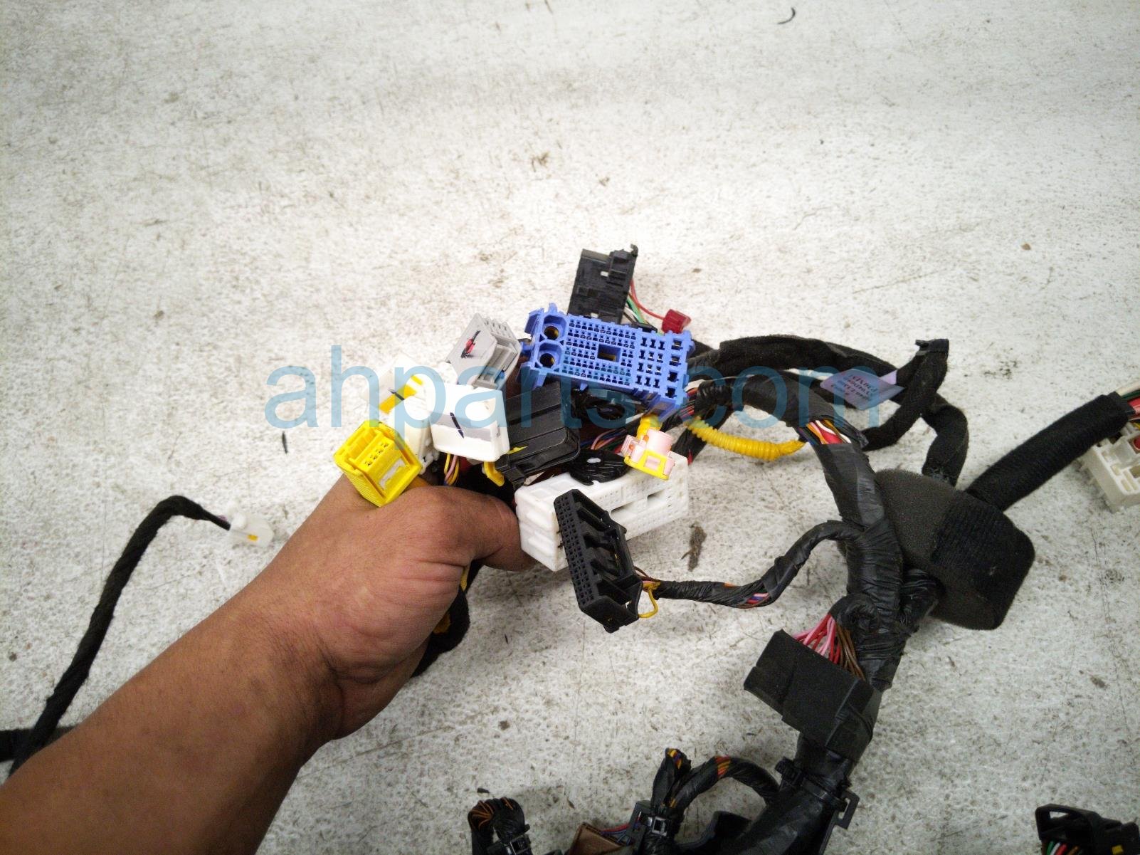 2024 Hyundai Sonata Main Body Floor Wire Harness 91040 L1300 Replacement 2024 Hyundai Sonata Main Body Floor Wire Harness 91040 L1300 Replacement thumbnail