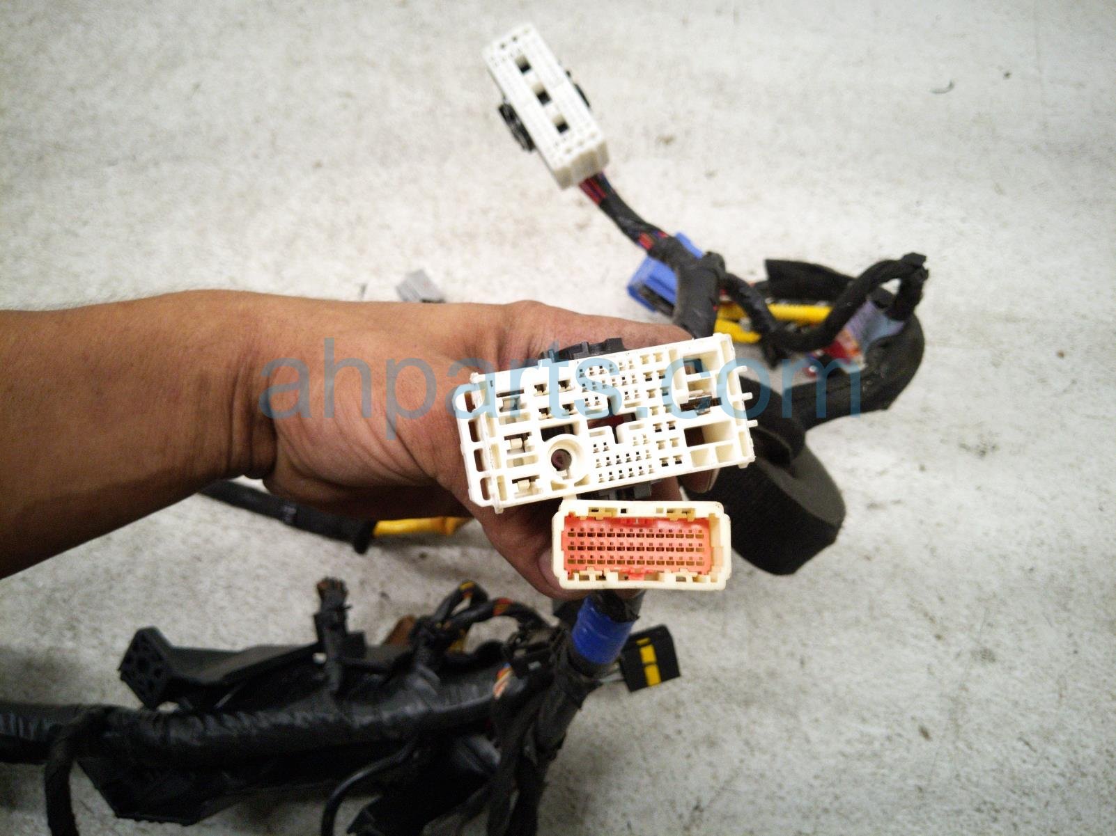 2024 Hyundai Sonata Main Body Floor Wire Harness 91040 L1300 Replacement 2024 Hyundai Sonata Main Body Floor Wire Harness 91040 L1300 Replacement thumbnail