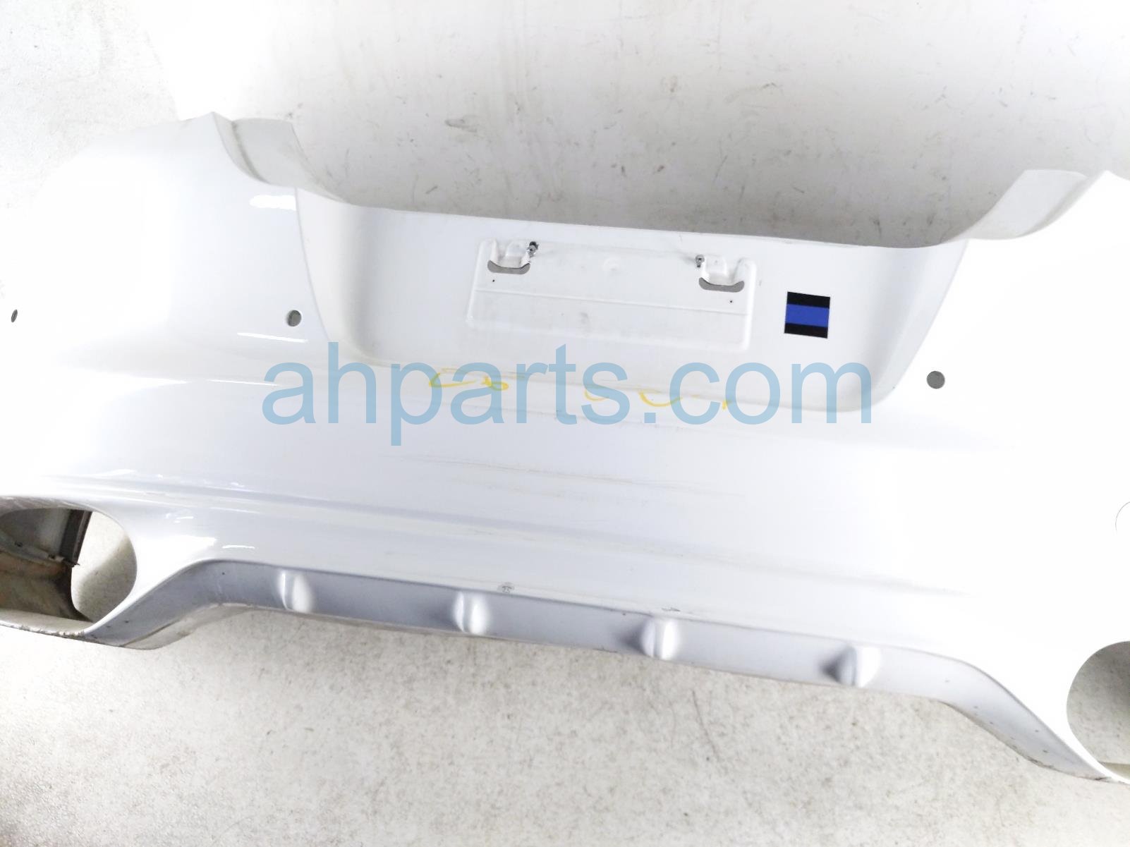 2011 Porsche Panamera Rear Bumper Cover White 970 505 951 13 Replacement 2011 Porsche Panamera Rear Bumper Cover White 970 505 951 13 Replacement thumbnail