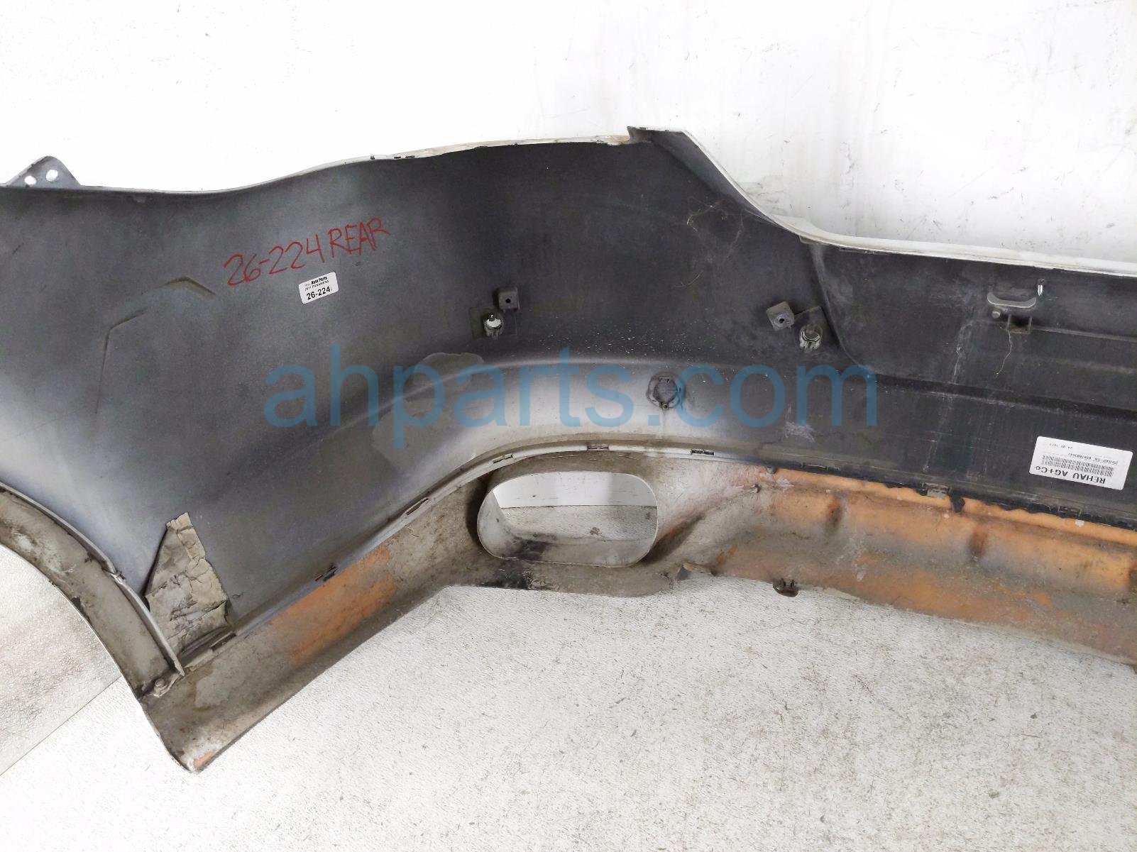 2011 Porsche Panamera Rear Bumper Cover White 970 505 951 13 Replacement 2011 Porsche Panamera Rear Bumper Cover White 970 505 951 13 Replacement thumbnail