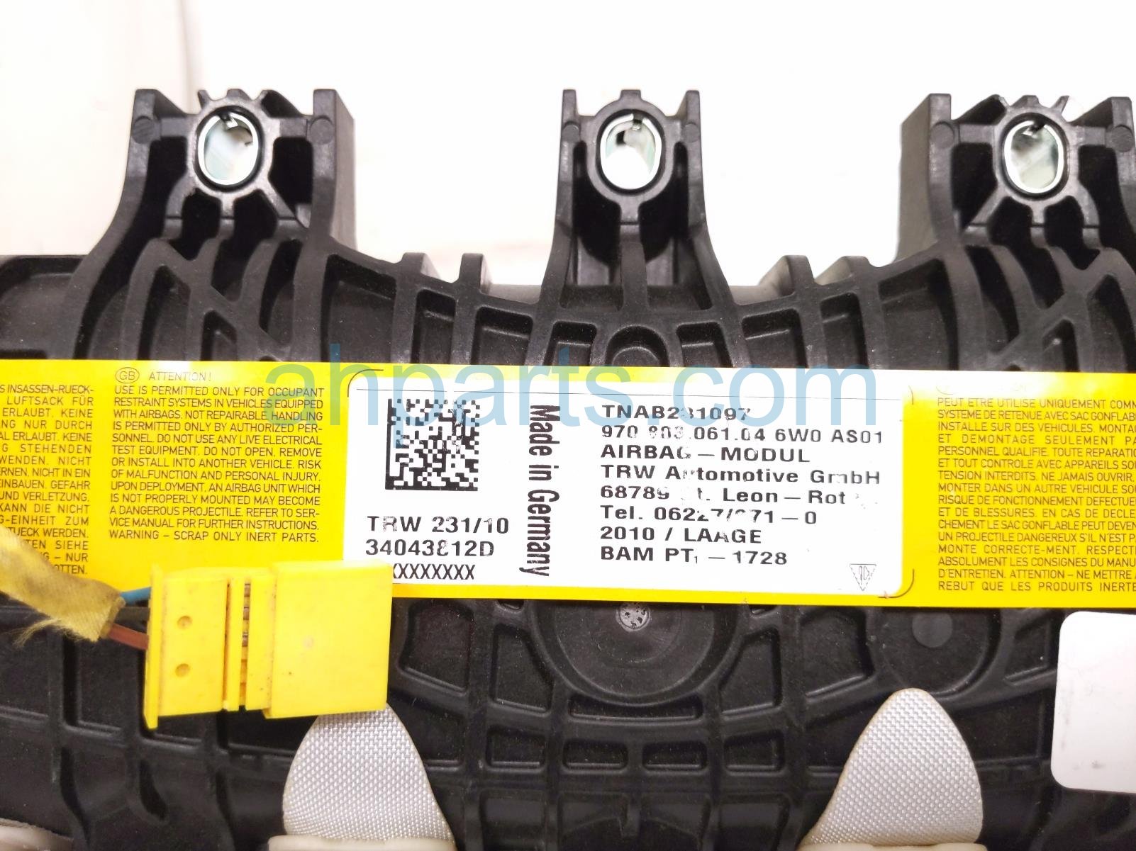 2011 Porsche Panamera Airbag Driver Knee Air Bag 970 803 061 04 6W0 Replacement 2011 Porsche Panamera Airbag Driver Knee Air Bag 970 803 061 04 6W0 Replacement thumbnail