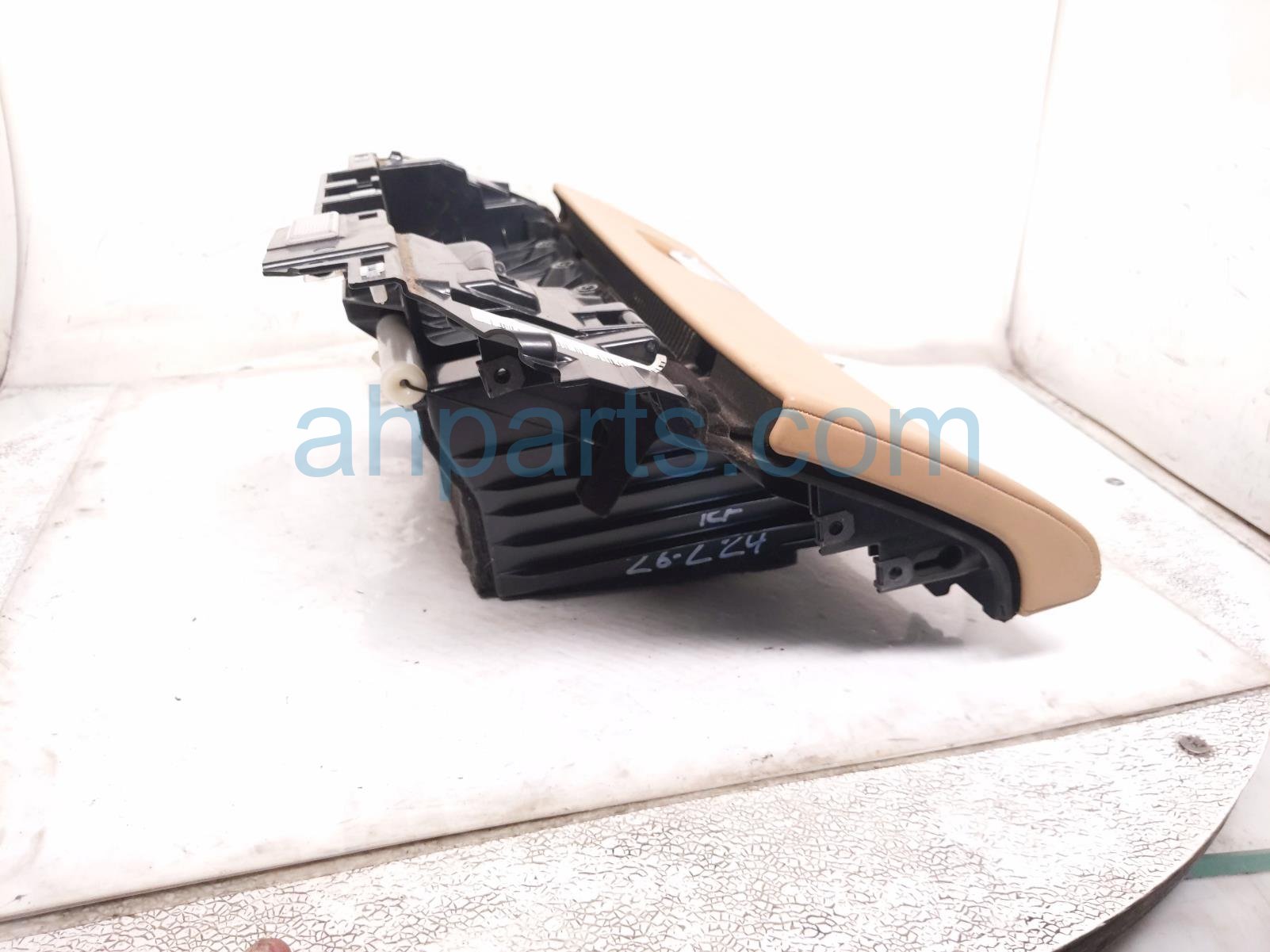 2011 Porsche Panamera Glove Compartment Box Tan 970 552 204 13 7J0 Replacement 2011 Porsche Panamera Glove Compartment Box Tan 970 552 204 13 7J0 Replacement thumbnail
