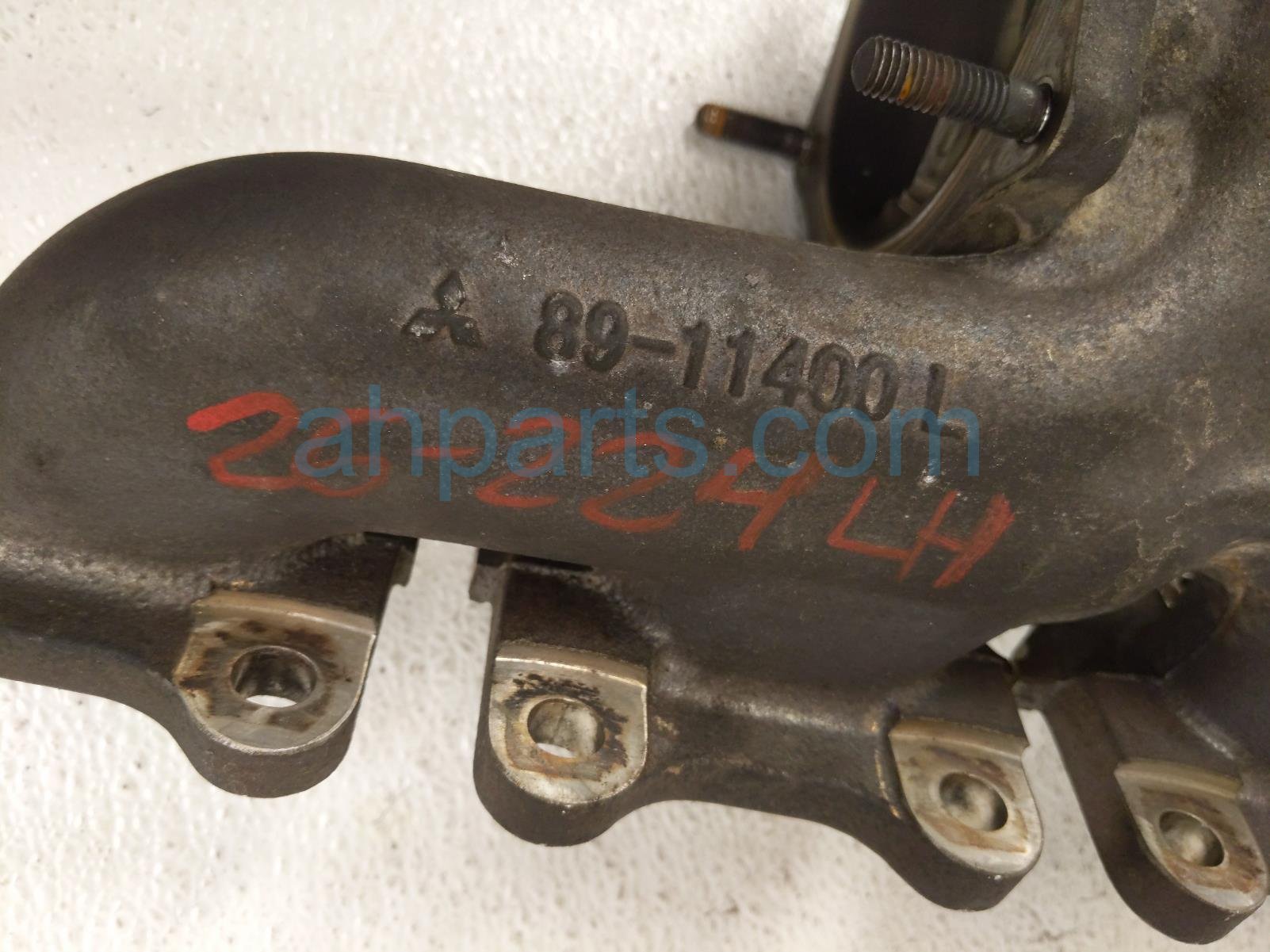 2011 Porsche Panamera Driver Exhaust Manifold W/ Turbo 948 123 026 71 Replacement 2011 Porsche Panamera Driver Exhaust Manifold W/ Turbo 948 123 026 71 Replacement thumbnail