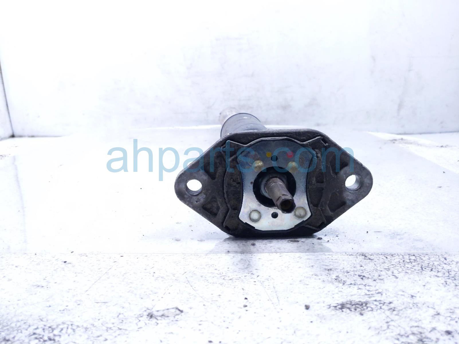 2011 Porsche Panamera Strut / Spring / Rear Passenger Shock Absorber 970 333 041 32 Replacement 2011 Porsche Panamera Strut / Spring / Rear Passenger Shock Absorber 970 333 041 32 Replacement thumbnail