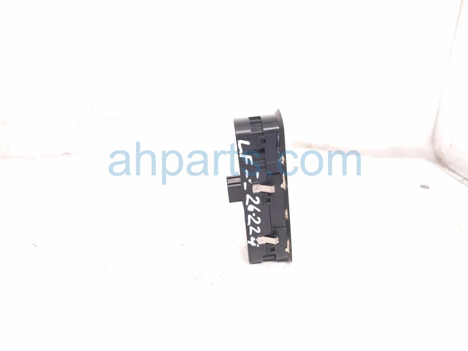 2011 Porsche Panamera Power / Master Window Control Switch 7PP 959 858 AH DML Replacement 2011 Porsche Panamera Power / Master Window Control Switch 7PP 959 858 AH DML Replacement thumbnail