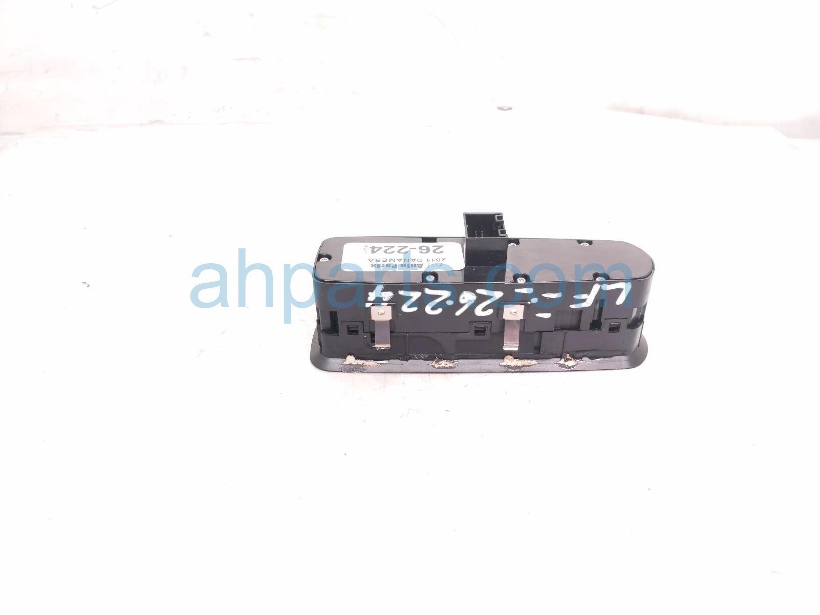 2011 Porsche Panamera Power / Master Window Control Switch 7PP 959 858 AH DML Replacement 2011 Porsche Panamera Power / Master Window Control Switch 7PP 959 858 AH DML Replacement thumbnail
