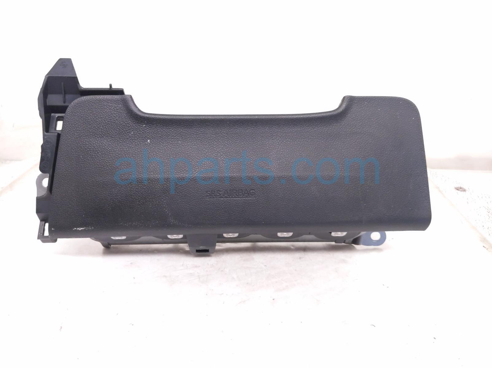 2022 Toyota Prius Front Driver Knee Airbag 73900 47020 C0 Replacement 2022 Toyota Prius Front Driver Knee Airbag 73900 47020 C0 Replacement thumbnail