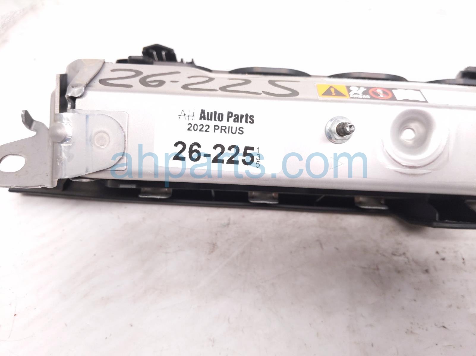 2022 Toyota Prius Front Driver Knee Airbag 73900 47020 C0 Replacement 2022 Toyota Prius Front Driver Knee Airbag 73900 47020 C0 Replacement thumbnail