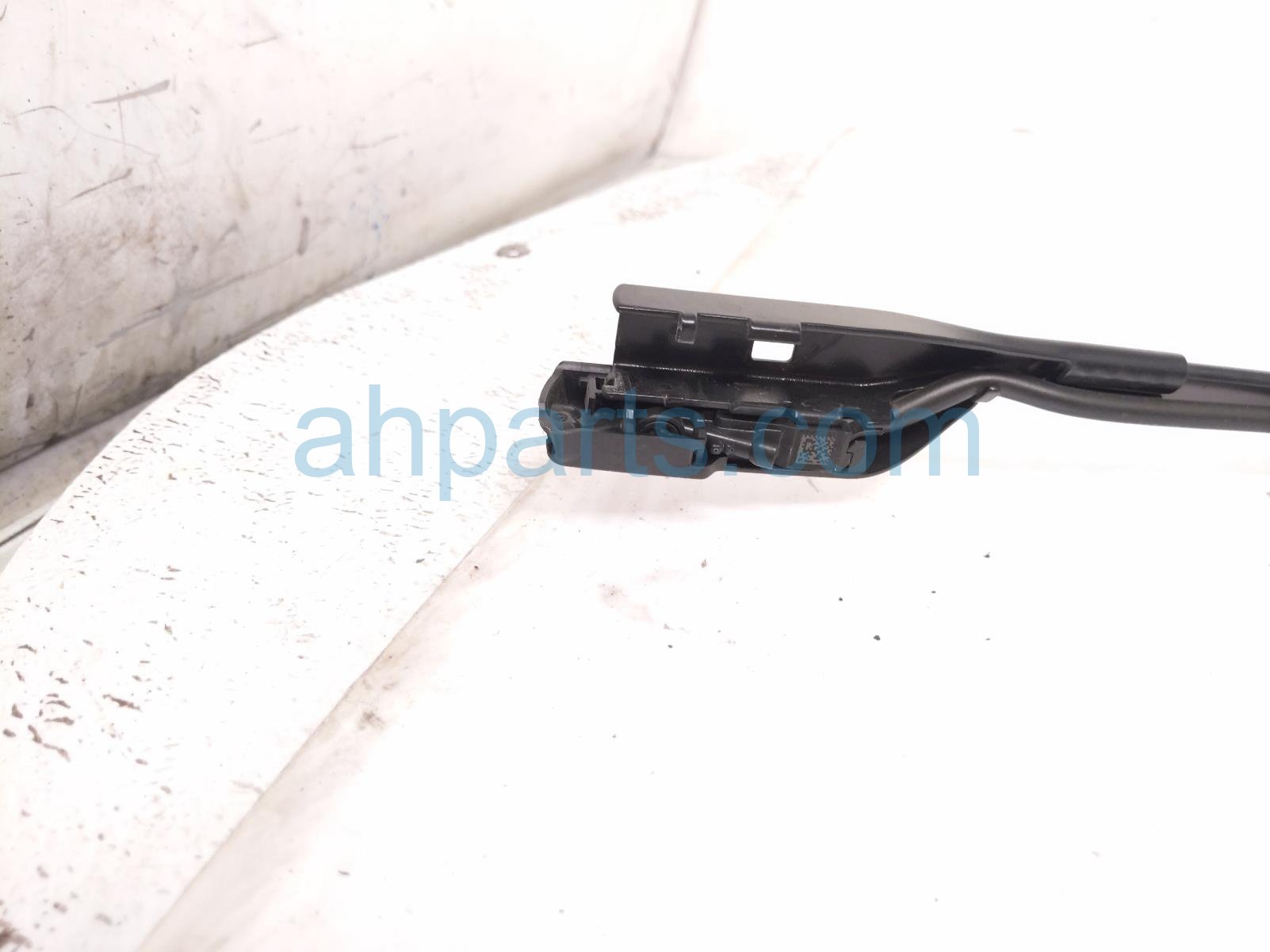 2025 Honda Civic Driver Windshield Wiper Arm 76600 T20 A21 Replacement 2025 Honda Civic Driver Windshield Wiper Arm 76600 T20 A21 Replacement thumbnail