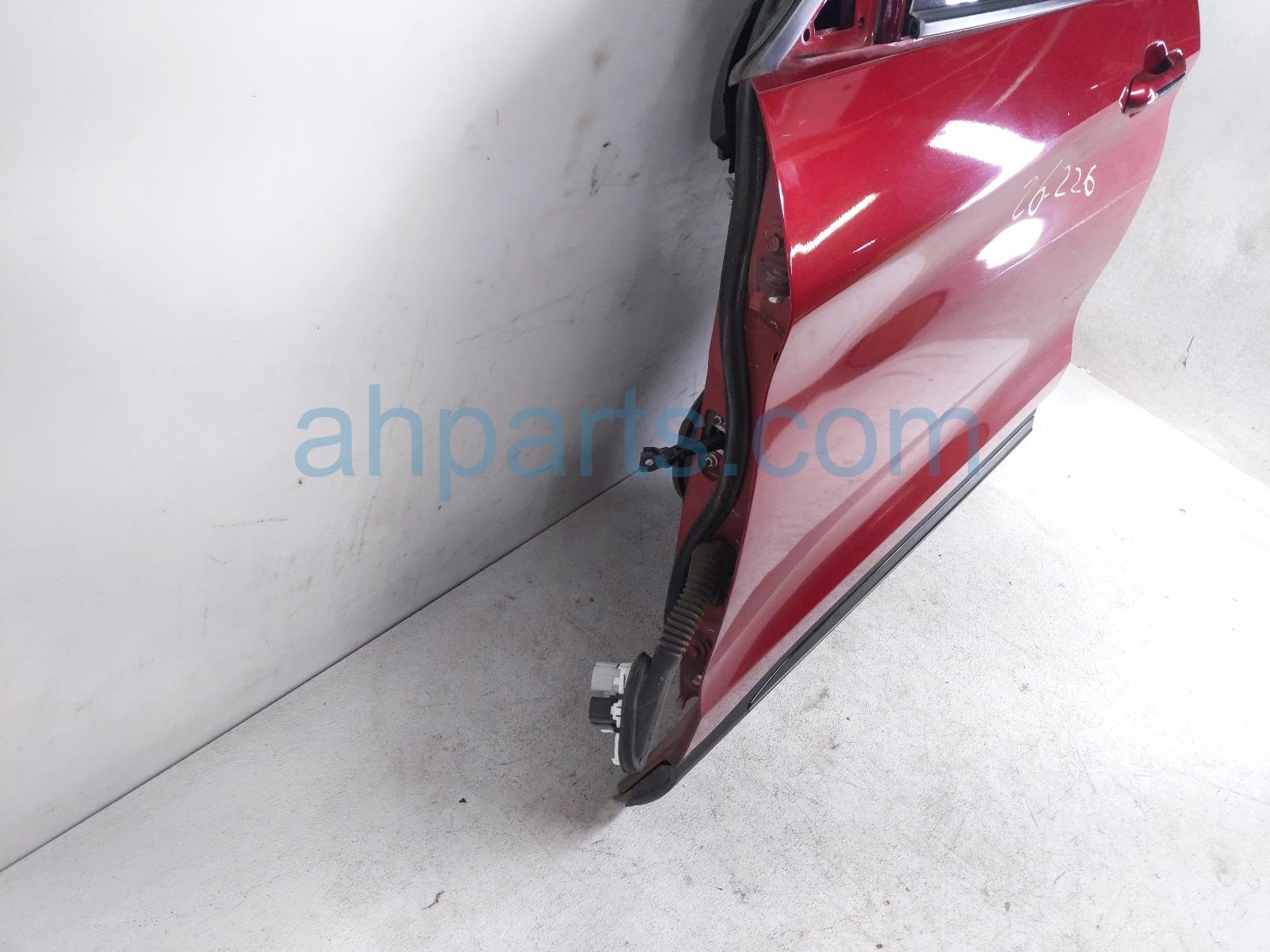 2020 Ford Explorer Front Driver Door Red No Mirror/trim PB5Z 7820125 A Replacement 2020 Ford Explorer Front Driver Door Red No Mirror/trim PB5Z 7820125 A Replacement thumbnail