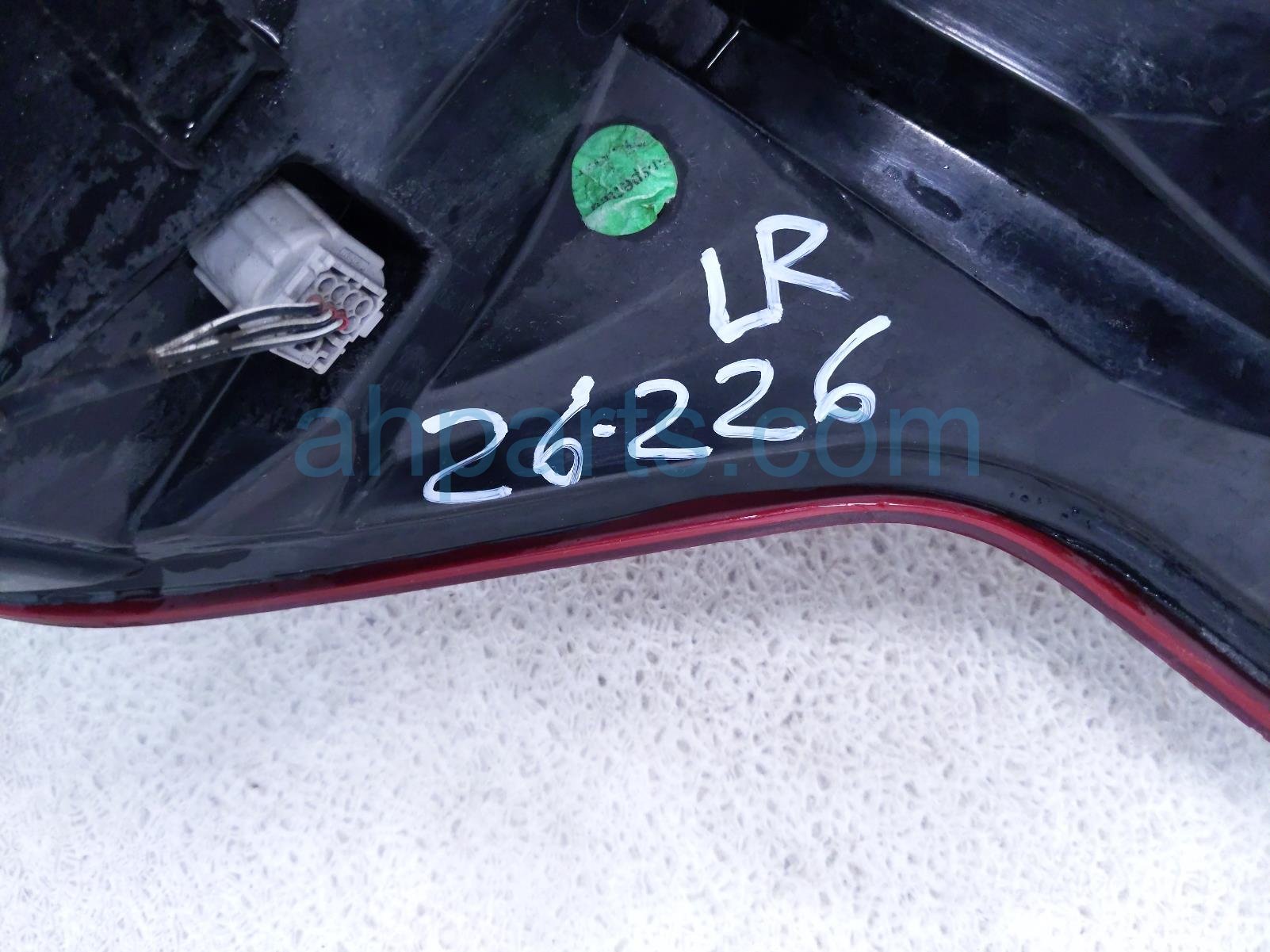 2020 Ford Explorer Light / Rear Driver Tail Lamp (on Body) LB5Z 13405 G Replacement 2020 Ford Explorer Light / Rear Driver Tail Lamp (on Body) LB5Z 13405 G Replacement thumbnail