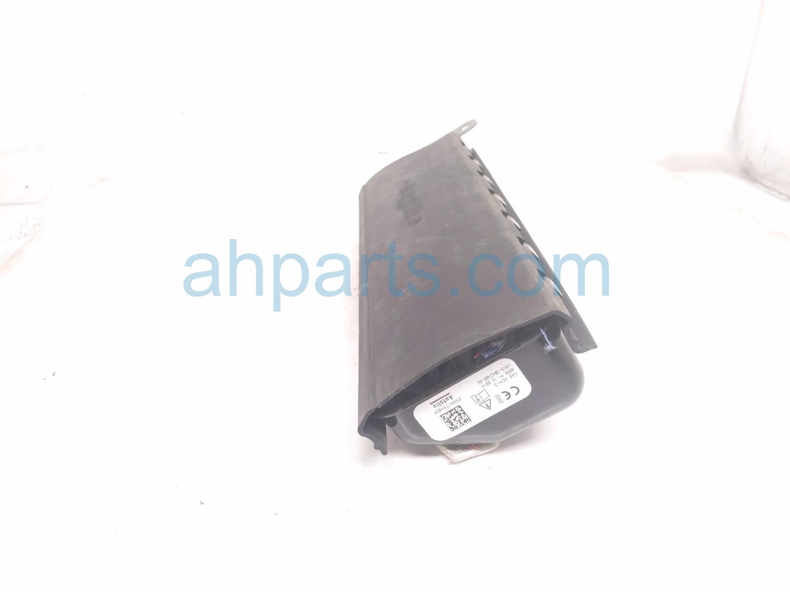 2020 Ford Explorer Airbag Passenger Knee Air Bag LB5Z 78045J76 A Replacement 2020 Ford Explorer Airbag Passenger Knee Air Bag LB5Z 78045J76 A Replacement thumbnail