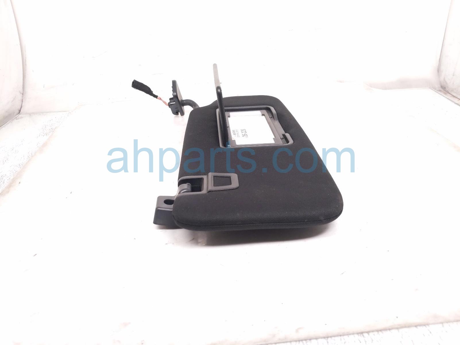 2020 Ford Explorer Passenger Sun Visor Black LB5Z 7804104 AD Replacement 2020 Ford Explorer Passenger Sun Visor Black LB5Z 7804104 AD Replacement thumbnail